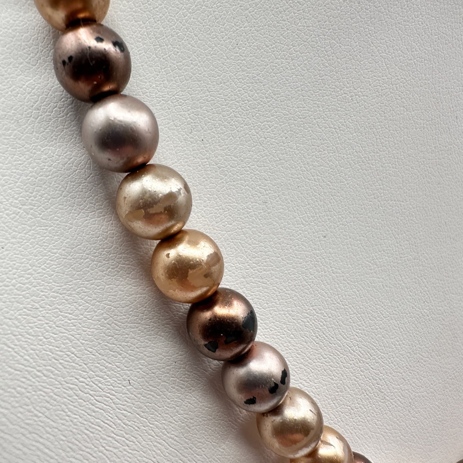 Vintage 90s Earth Tone Faux Pearl Strand Necklace Boho Classic Women's Jewelry - Thumbnail 4