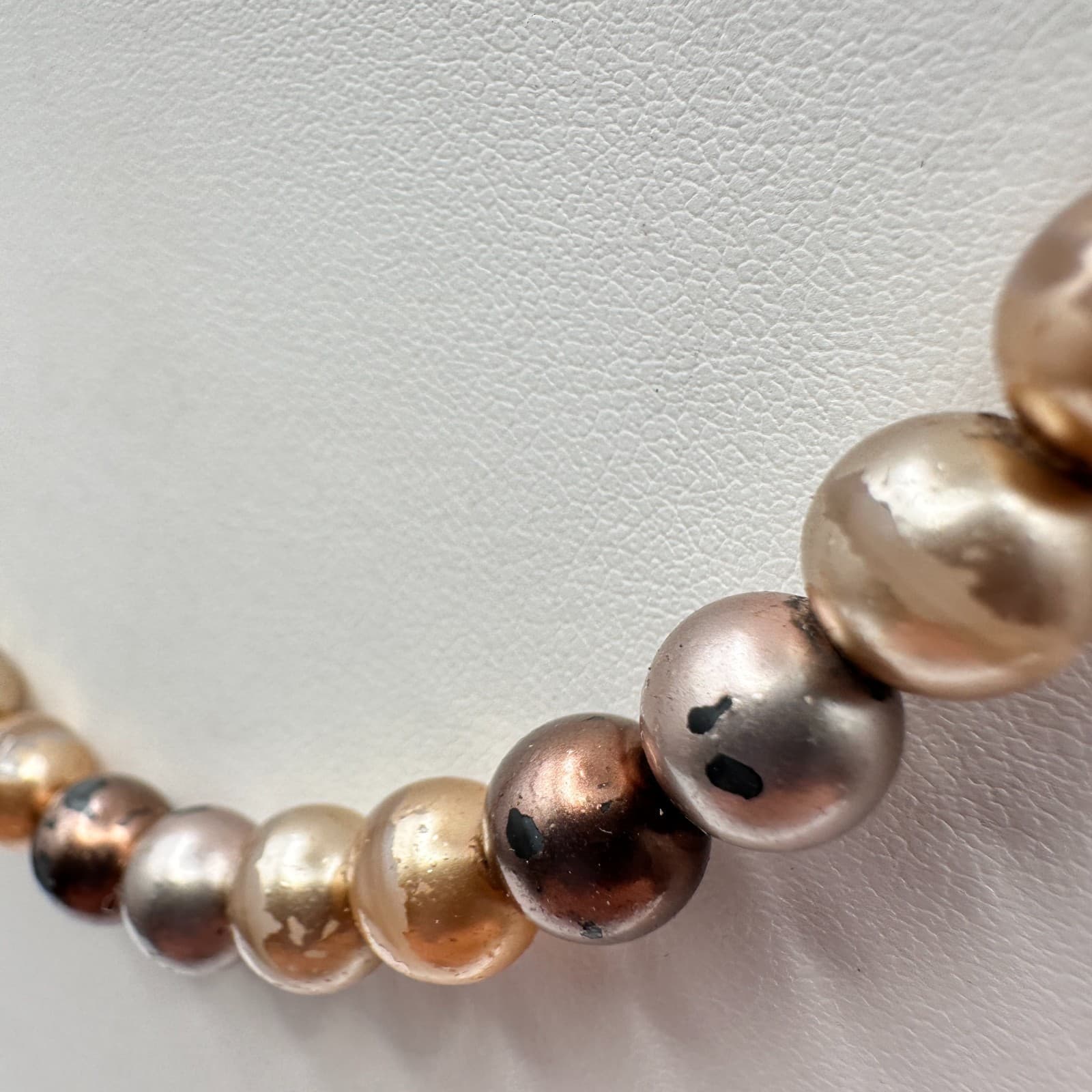Vintage 90s Earth Tone Faux Pearl Strand Necklace Boho Classic Women's Jewelry - Thumbnail 9