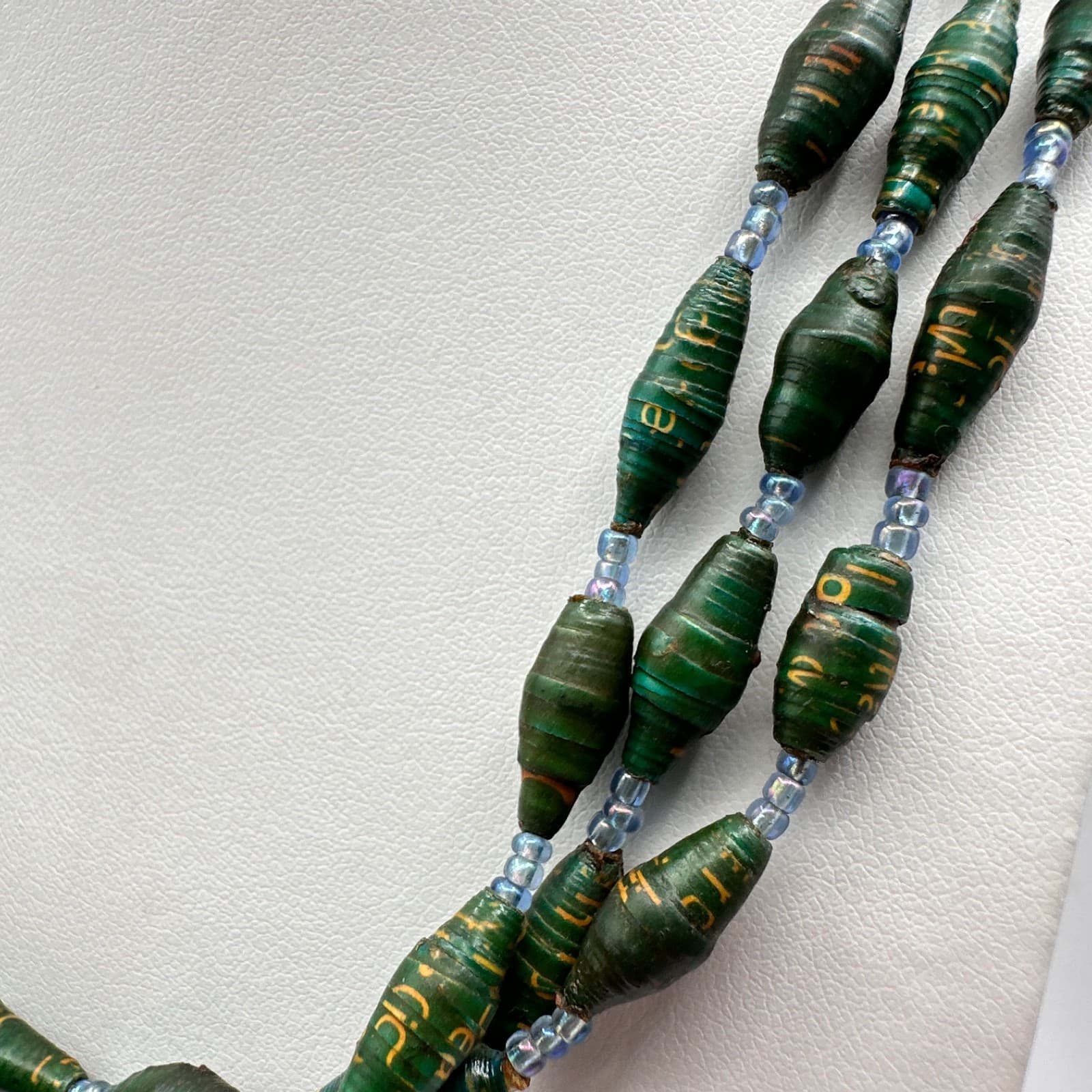 Vintage 90s Boho Multi-Strand Paper Bead Necklace Green Blue Statement Jewelry - Thumbnail 7