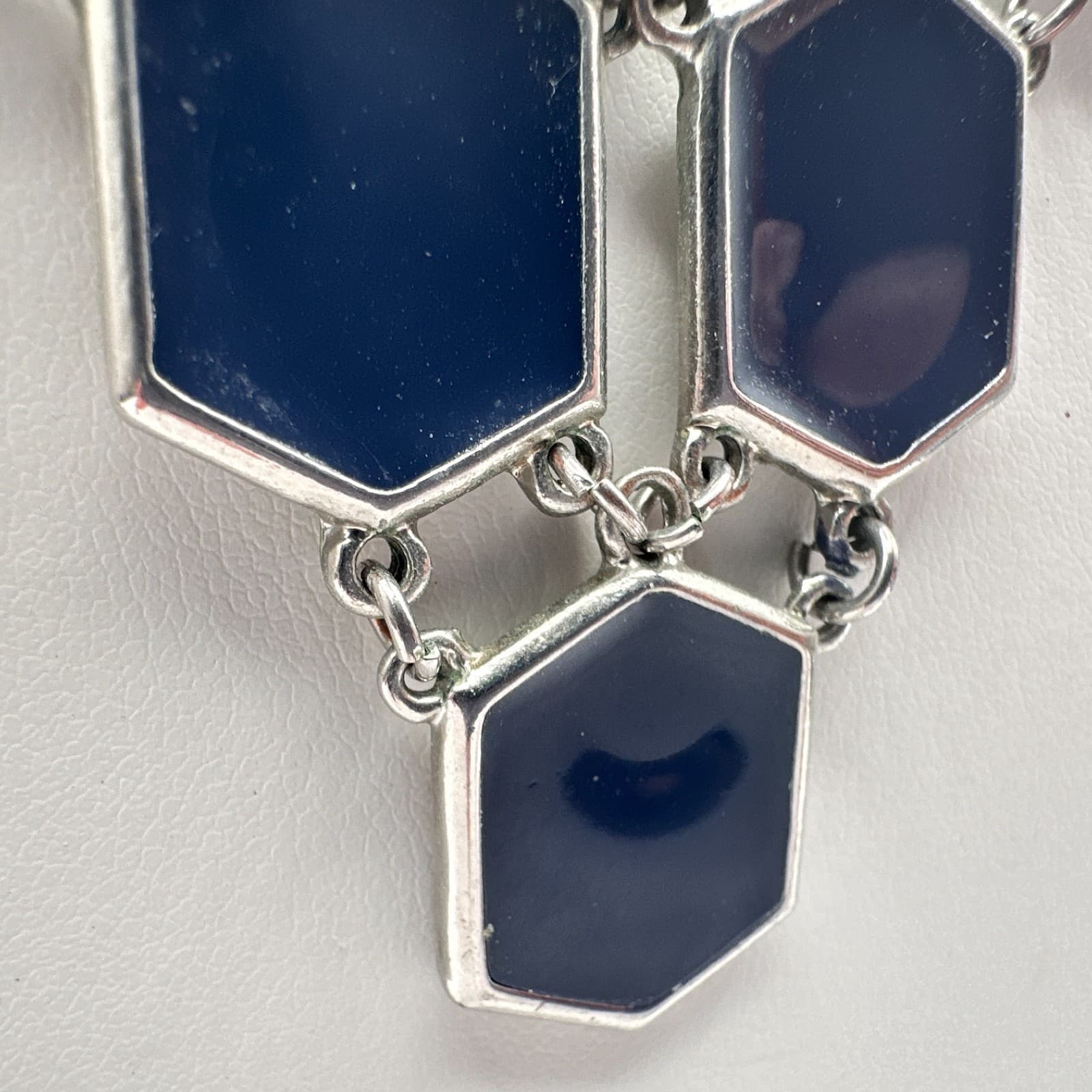 Vintage 90s Geometric Navy Blue Enamel Bib Necklace Silver Tone Hexagon Jewelry - Thumbnail 5