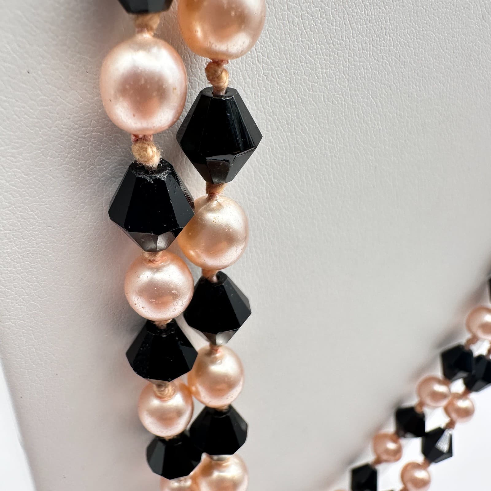 Vintage 90s Pink Faux Pearl Black Faceted Bead Double Strand Necklace Jewelry - Thumbnail 6