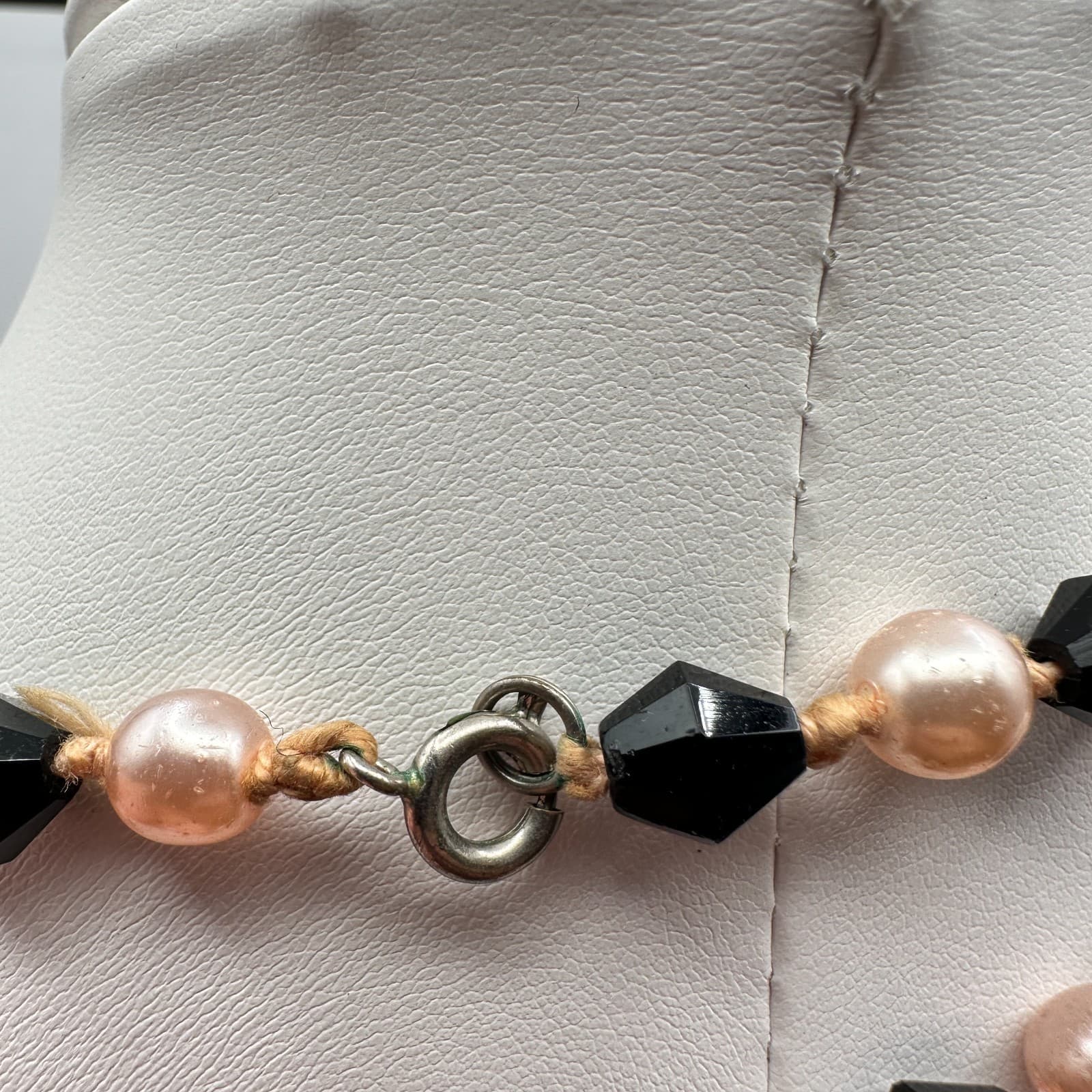 Vintage 90s Pink Faux Pearl Black Faceted Bead Double Strand Necklace Jewelry - Thumbnail 8