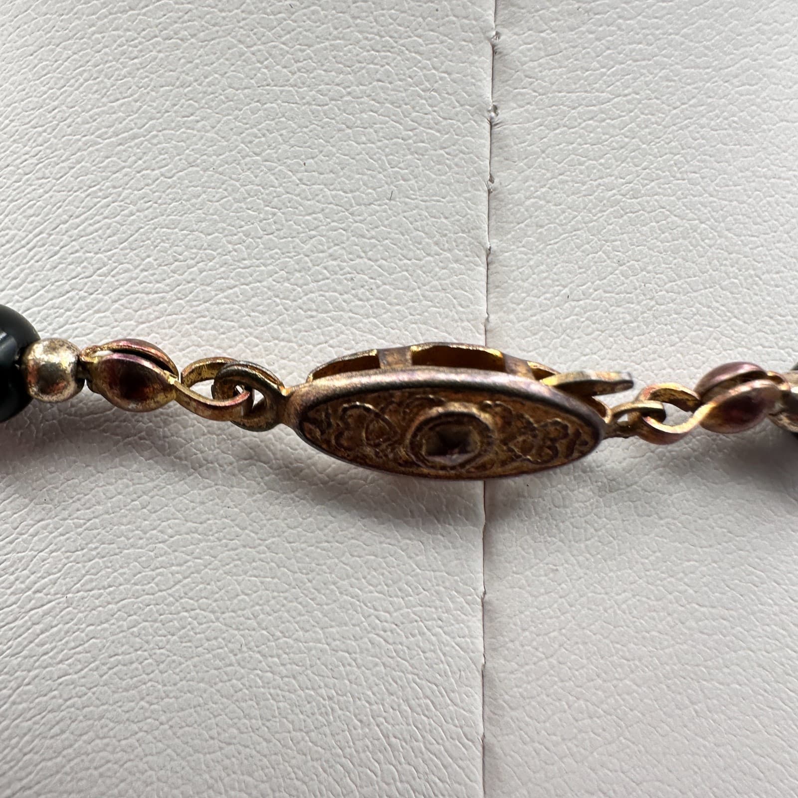 Vintage 80s Black Onyx Glass Bead Necklace Gold Tone Statement Women's Jewelry - Thumbnail 10