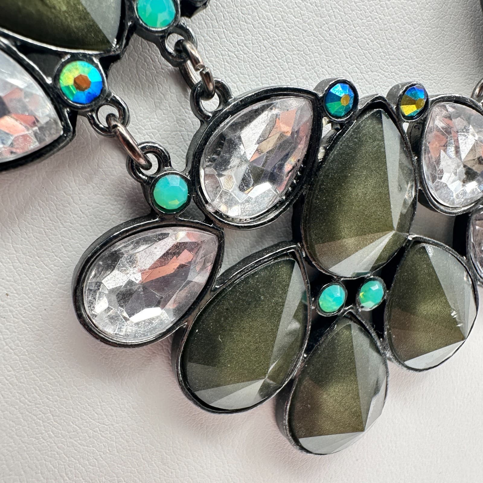 Vintage 90s Y2K Statement Necklace Boho Teardrop Green Clear Crystal Jewelry - Thumbnail 8