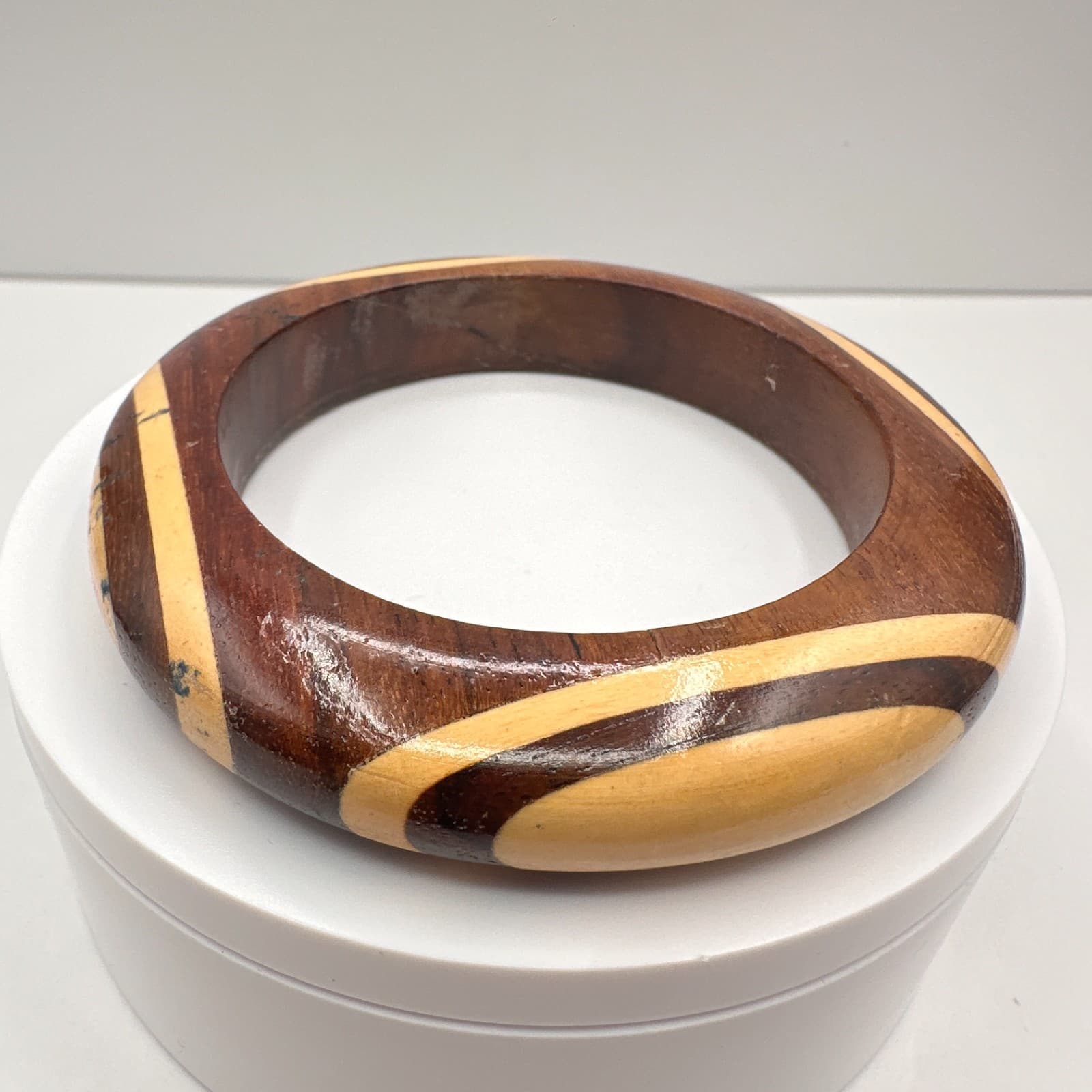Vintage 90s Wooden Bracelet Chunky Inlaid Striped Boho Statement Women's Jewelry - Thumbnail 2