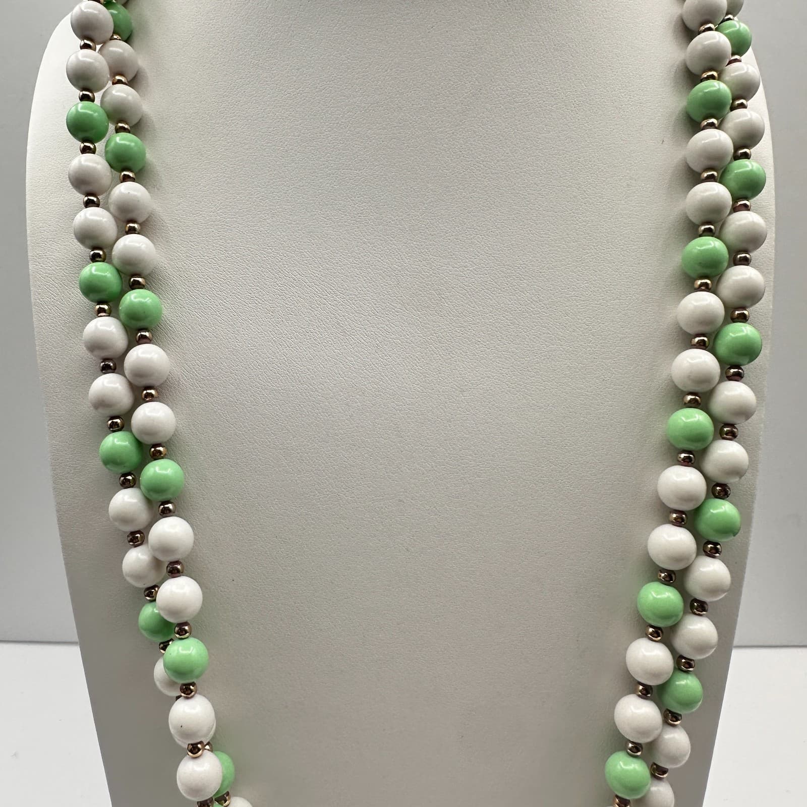 Vintage 80s Green & White Beaded Double Strand Necklace Gold Tone Boho Jewelry - Thumbnail 2