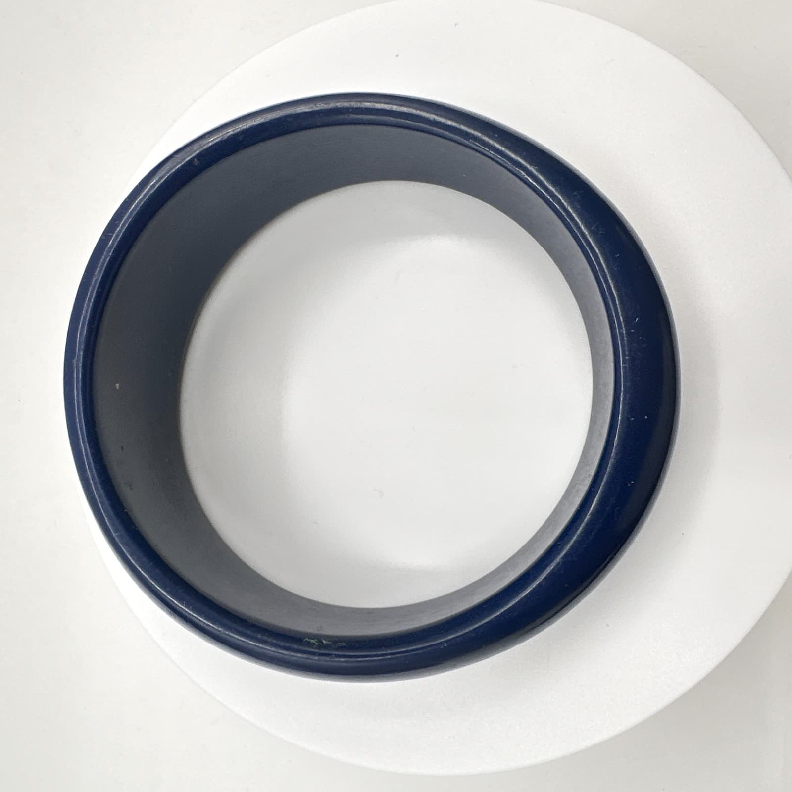 Vintage 80s Deep Blue Chunky Hand Bracelet Solid Resin Statement Women's Jewelry - Thumbnail 6