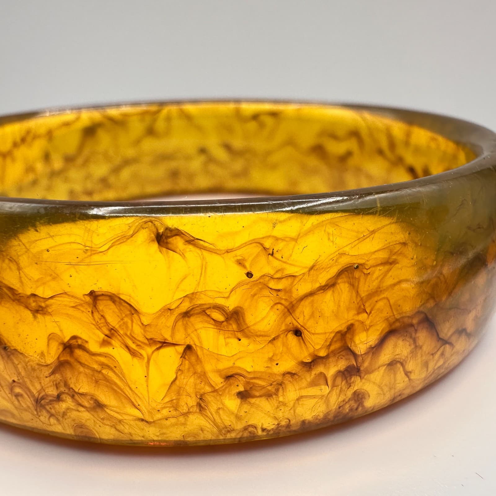Vintage 90s Amber Swirl Resin Bracelet Chunky Marbled Pattern Statement Jewelry - Thumbnail 4