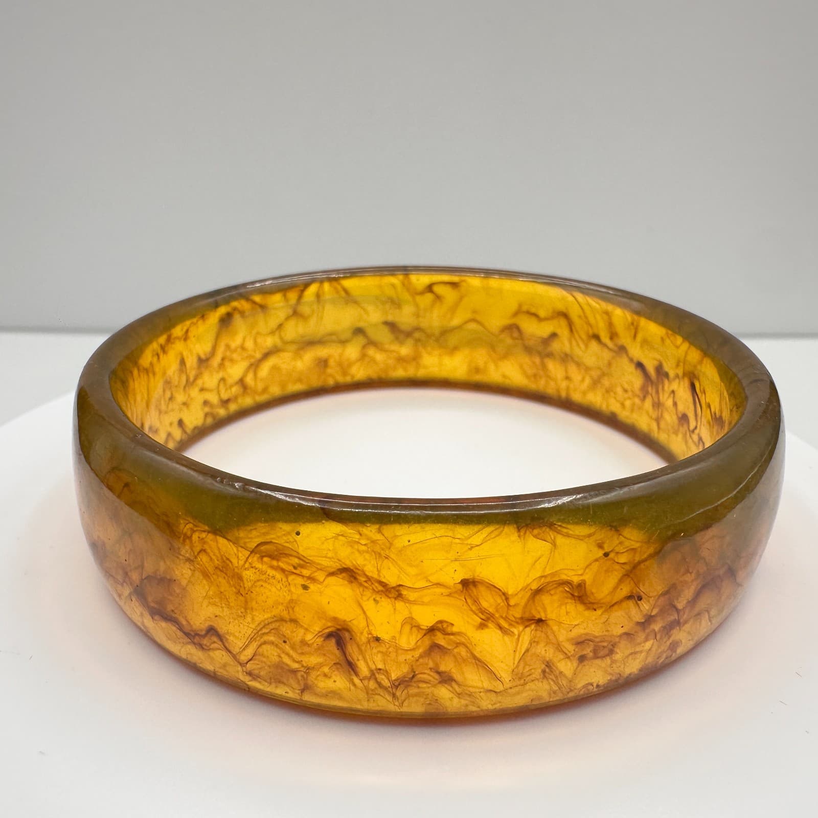 Vintage 90s Amber Swirl Resin Bracelet Chunky Marbled Pattern Statement Jewelry - Thumbnail 2