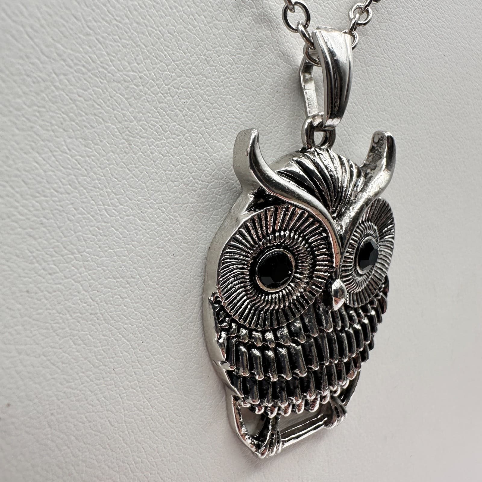 Vintage Y2K Silver Tone Owl Pendant Necklace Black Boho Women's Classic Jewelry - Thumbnail 3