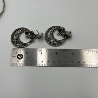 Vintage Boho Silver Tone Chandelier Earrings Black Rhinestone Filigree Crescent - Thumbnail 5