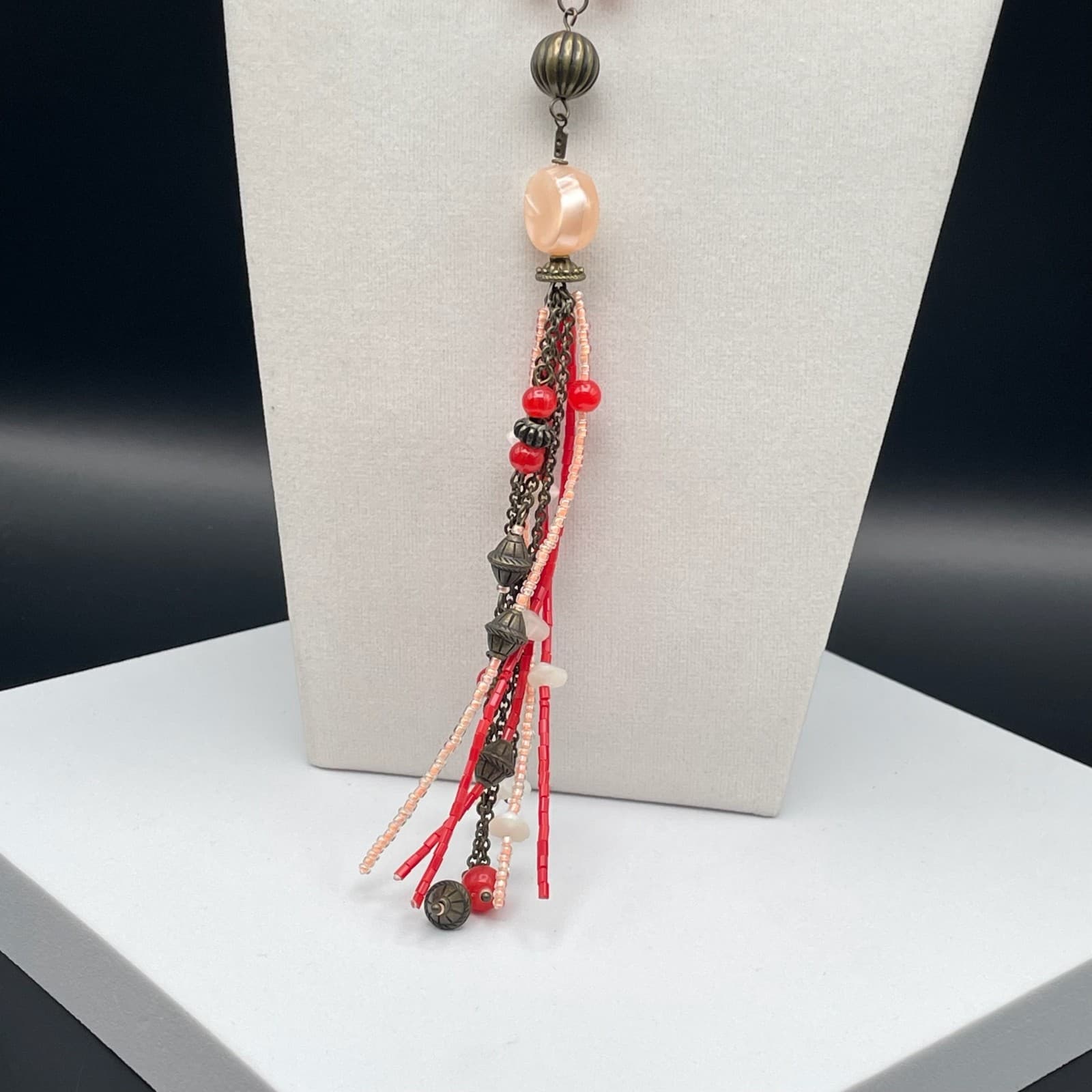 Vintage Coral Nude Tassel Y Lariat Necklace Boho Antique Brass Tone Beaded - Thumbnail 6
