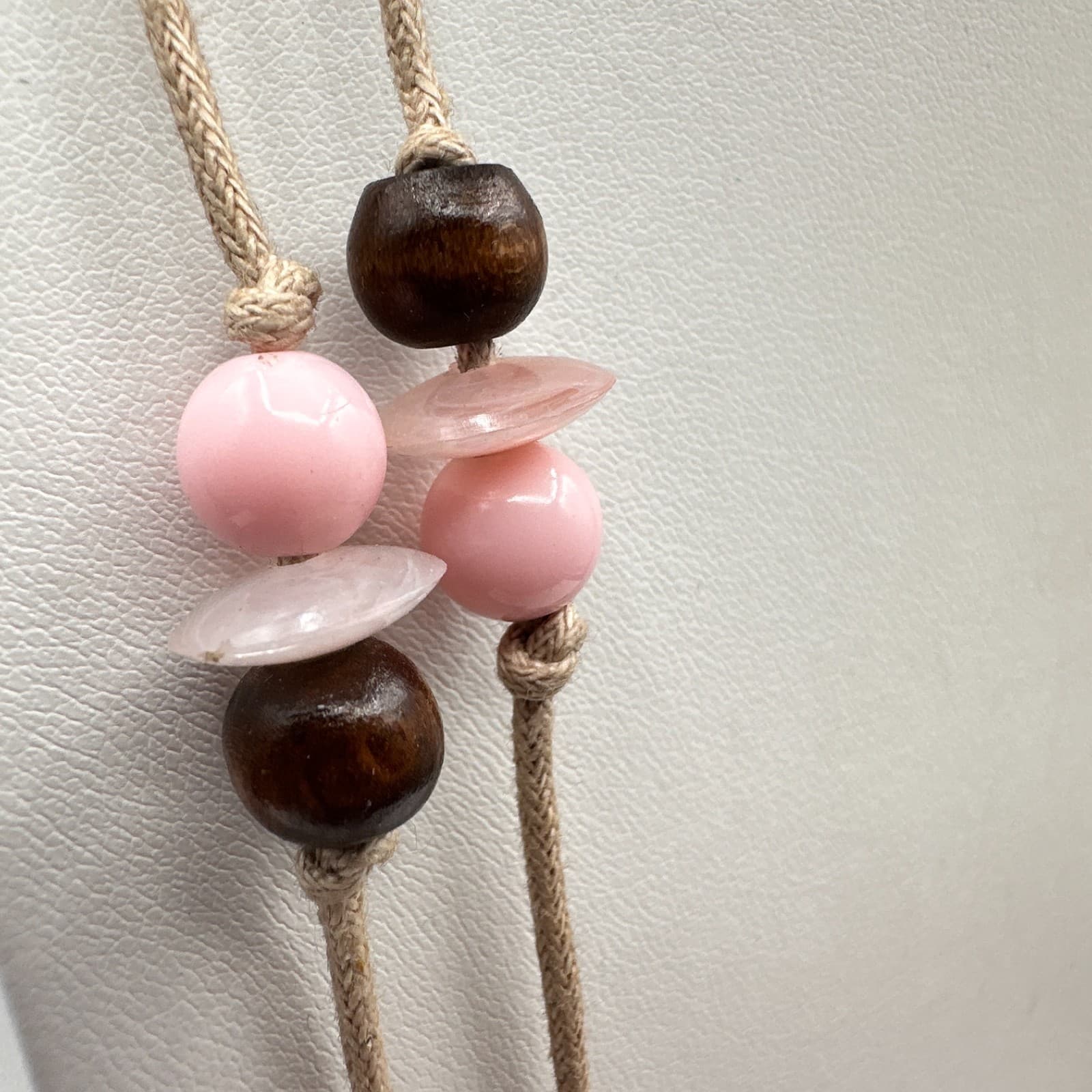 Vintage 90s Boho Pink & Brown Wood Bead Double Strand Cord Necklace Jewelry - Thumbnail 3