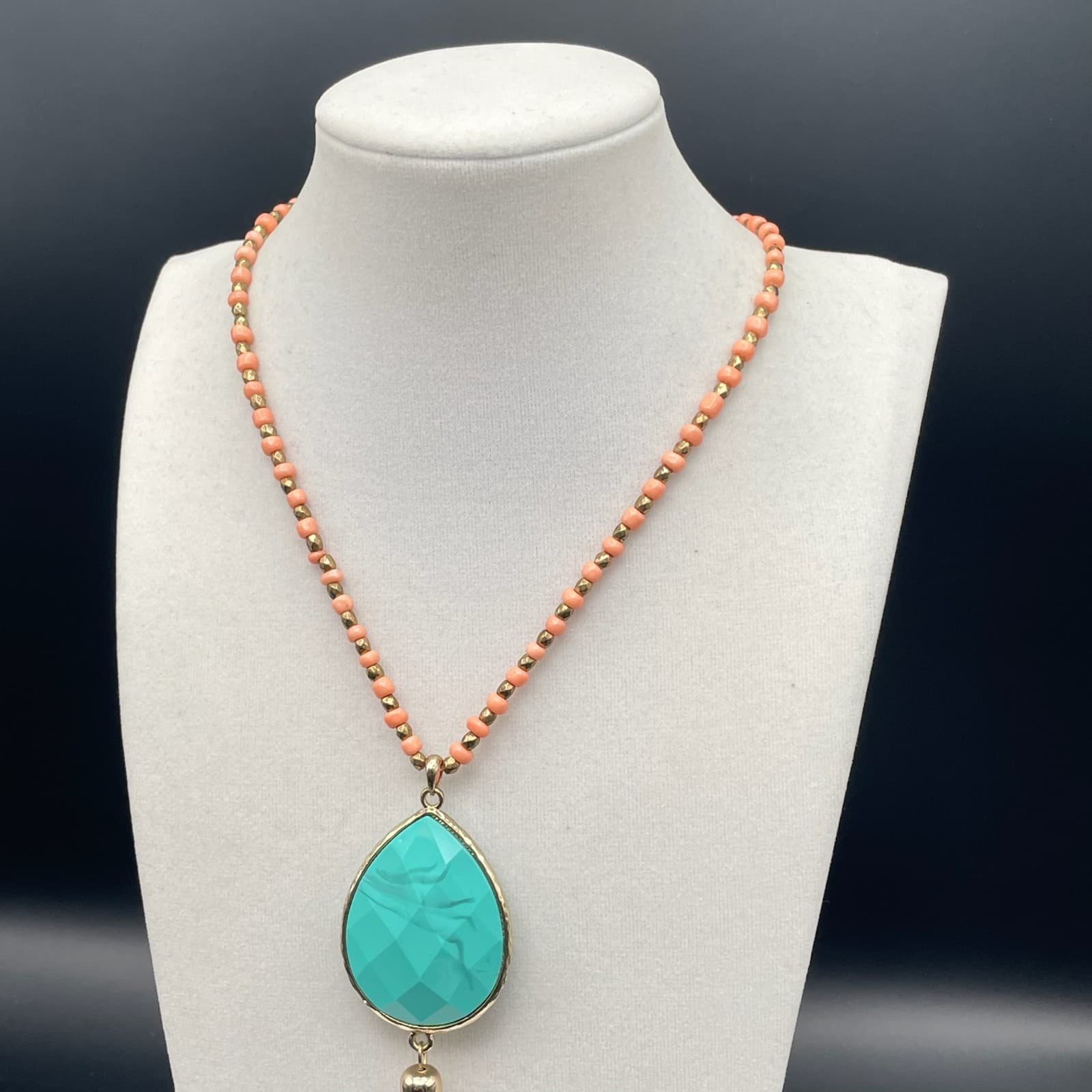 Vintage Beaded coral and gold-tone necklace turquoise teardrop tassel pendant - Thumbnail 5