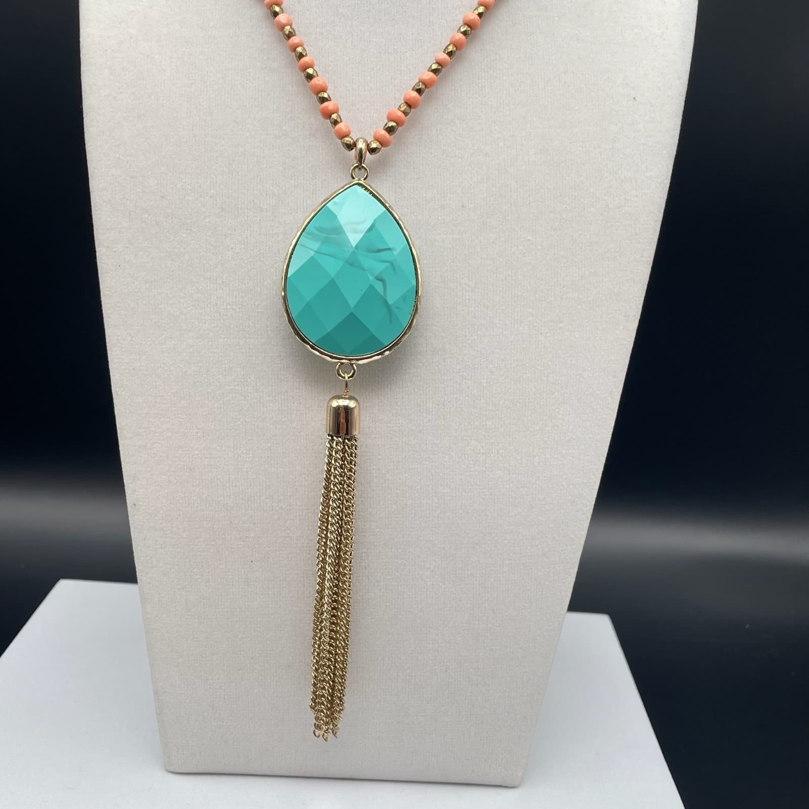Vintage Beaded coral and gold-tone necklace turquoise teardrop tassel pendant - Thumbnail 2