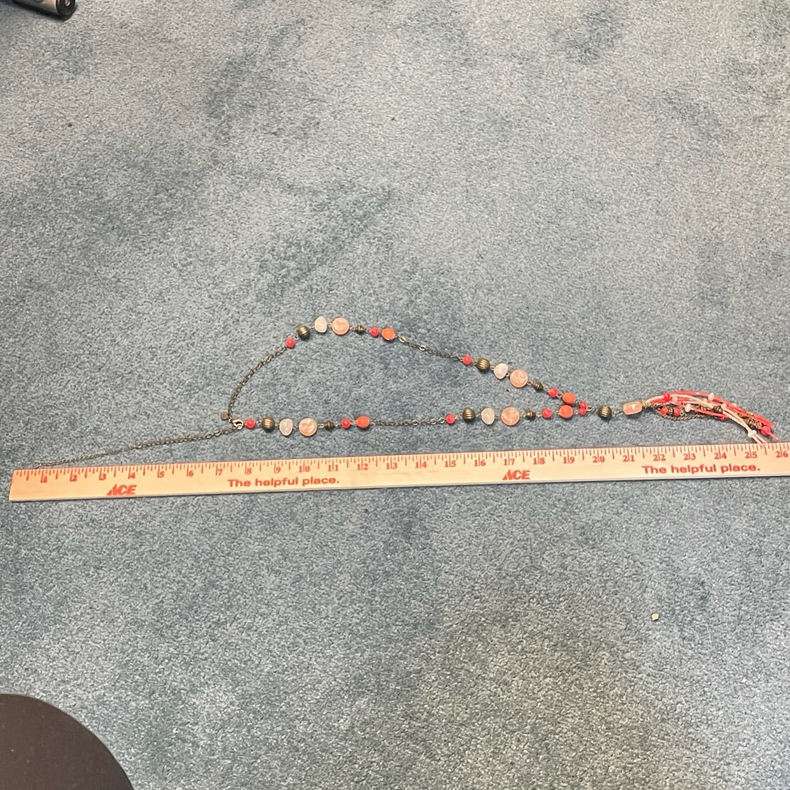 Vintage Coral Nude Tassel Y Lariat Necklace Boho Antique Brass Tone Beaded - Thumbnail 2