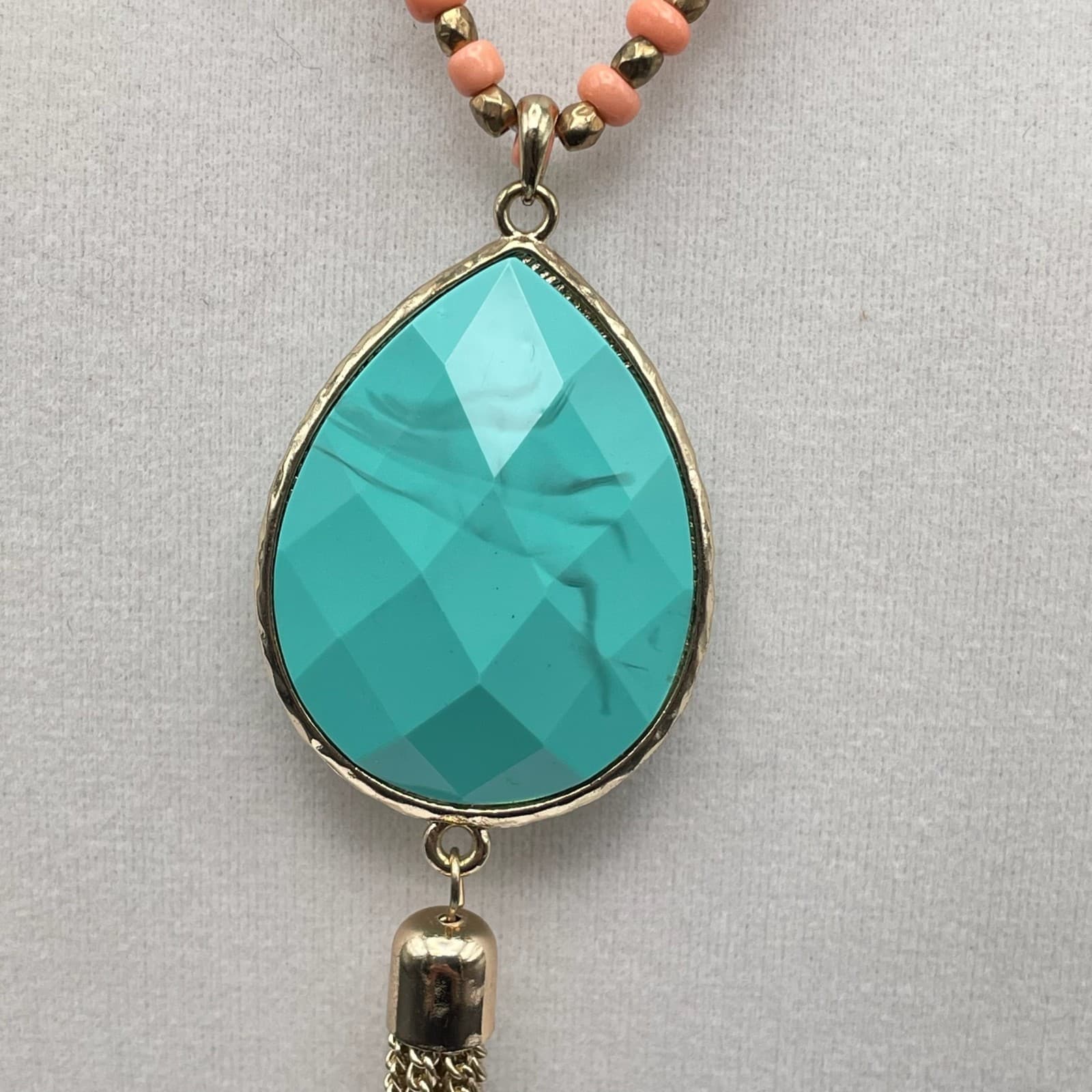Vintage Beaded coral and gold-tone necklace turquoise teardrop tassel pendant - Thumbnail 3