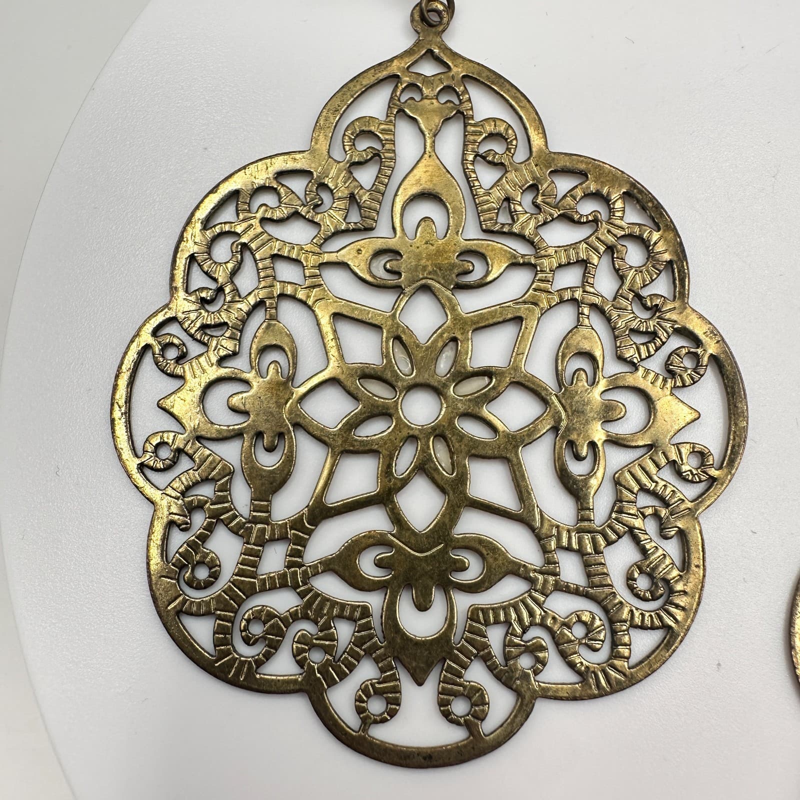 Vintage Y2K Brass Filigree Dangle Earrings Boho Mandala Statement Jewelry - Thumbnail 3