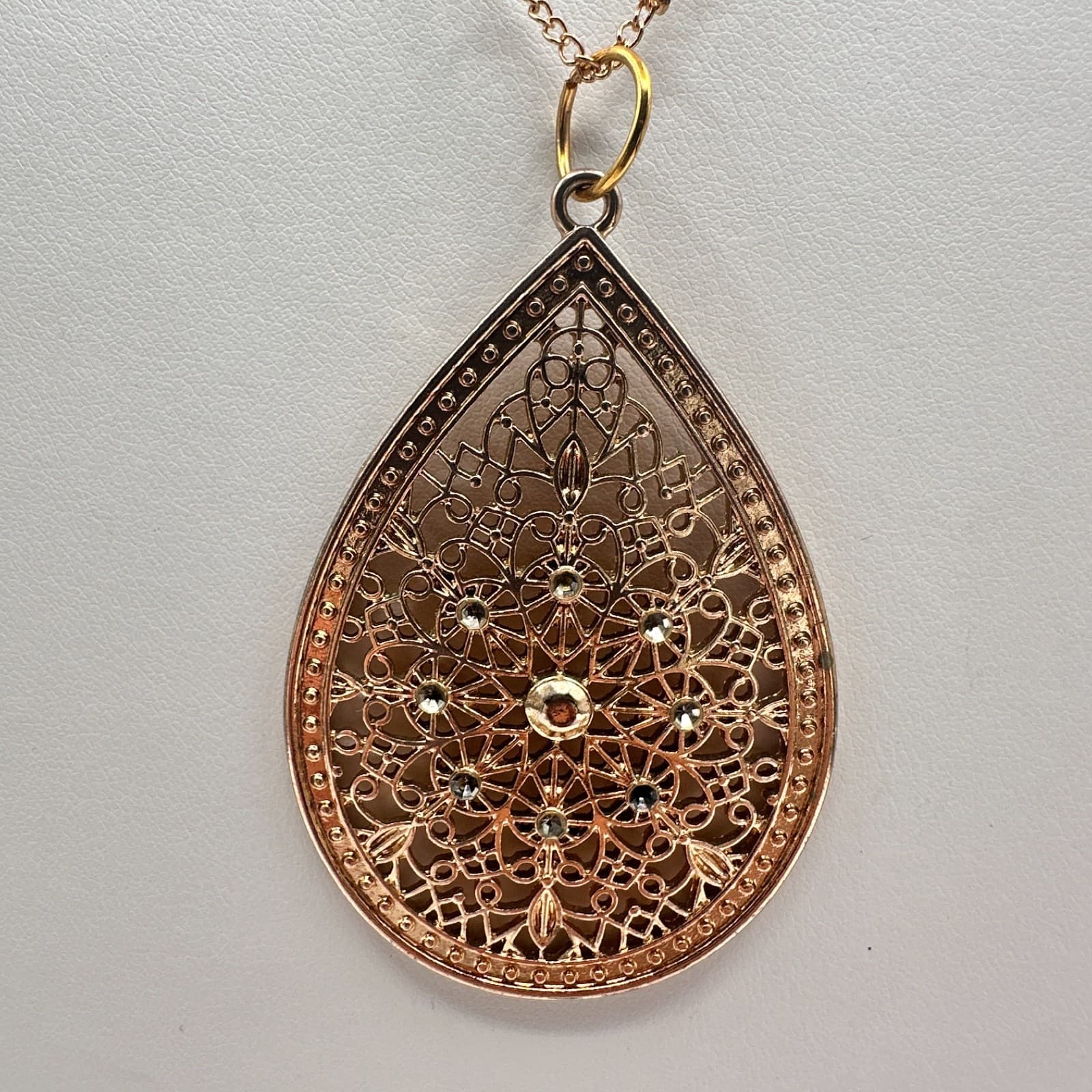 Vintage 90s Rose Gold Tone Filigree Teardrop Pendant Necklace Rhinestone Jewelry - Thumbnail 2