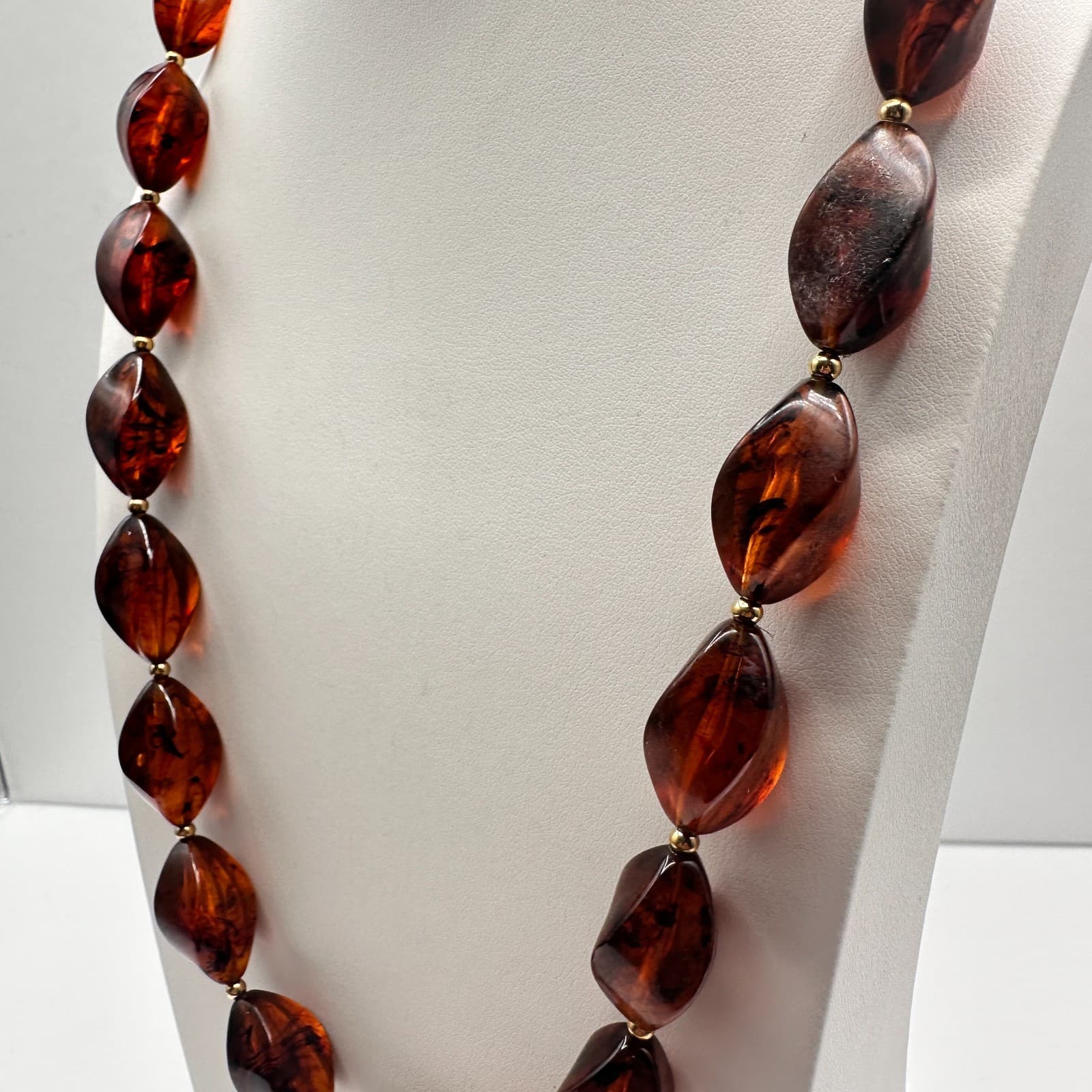 Vintage 90s Faux Amber Resin Chunky Necklace Brown Twisted Beaded Jewelry - Thumbnail 6