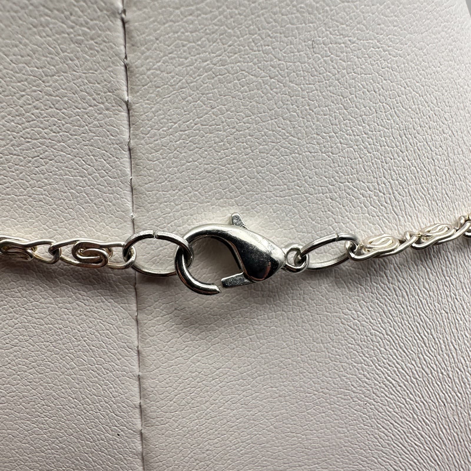 Vintage 90s Silver Wire-Wrapped Black Iridescent Druze Teardrop Pendant Jewelry - Thumbnail 8