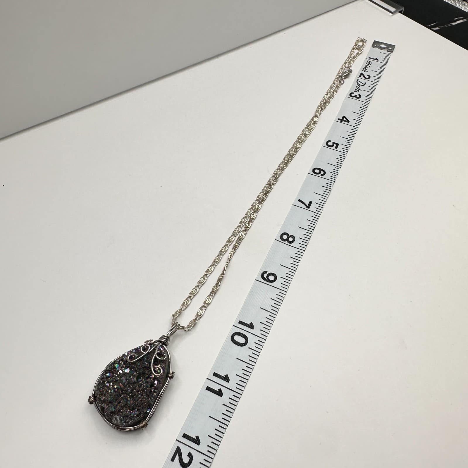 Vintage 90s Silver Wire-Wrapped Black Iridescent Druze Teardrop Pendant Jewelry - Thumbnail 9