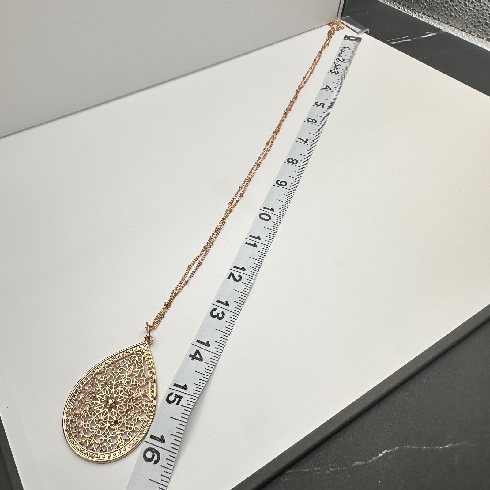 Vintage 90s Rose Gold Tone Filigree Teardrop Pendant Necklace Rhinestone Jewelry - Thumbnail 9