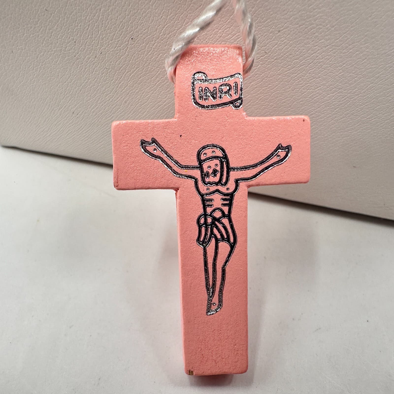 Vintage 80s Pink Wood Bead Rosary Necklace INRI Catholic Crucifix Religious - Thumbnail 4