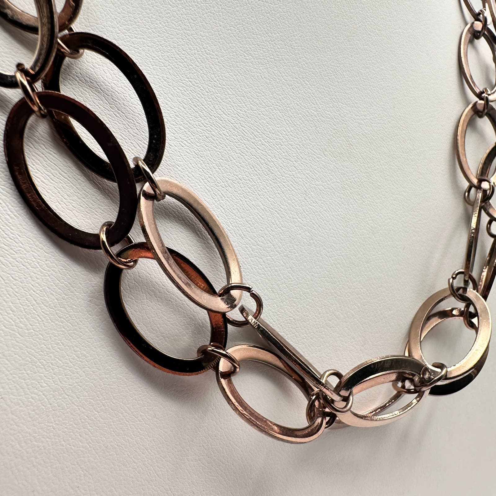 Vintage 90s Rose Gold Tone Chunky Oval Link Chain Statement Necklace Jewelry - Thumbnail 3