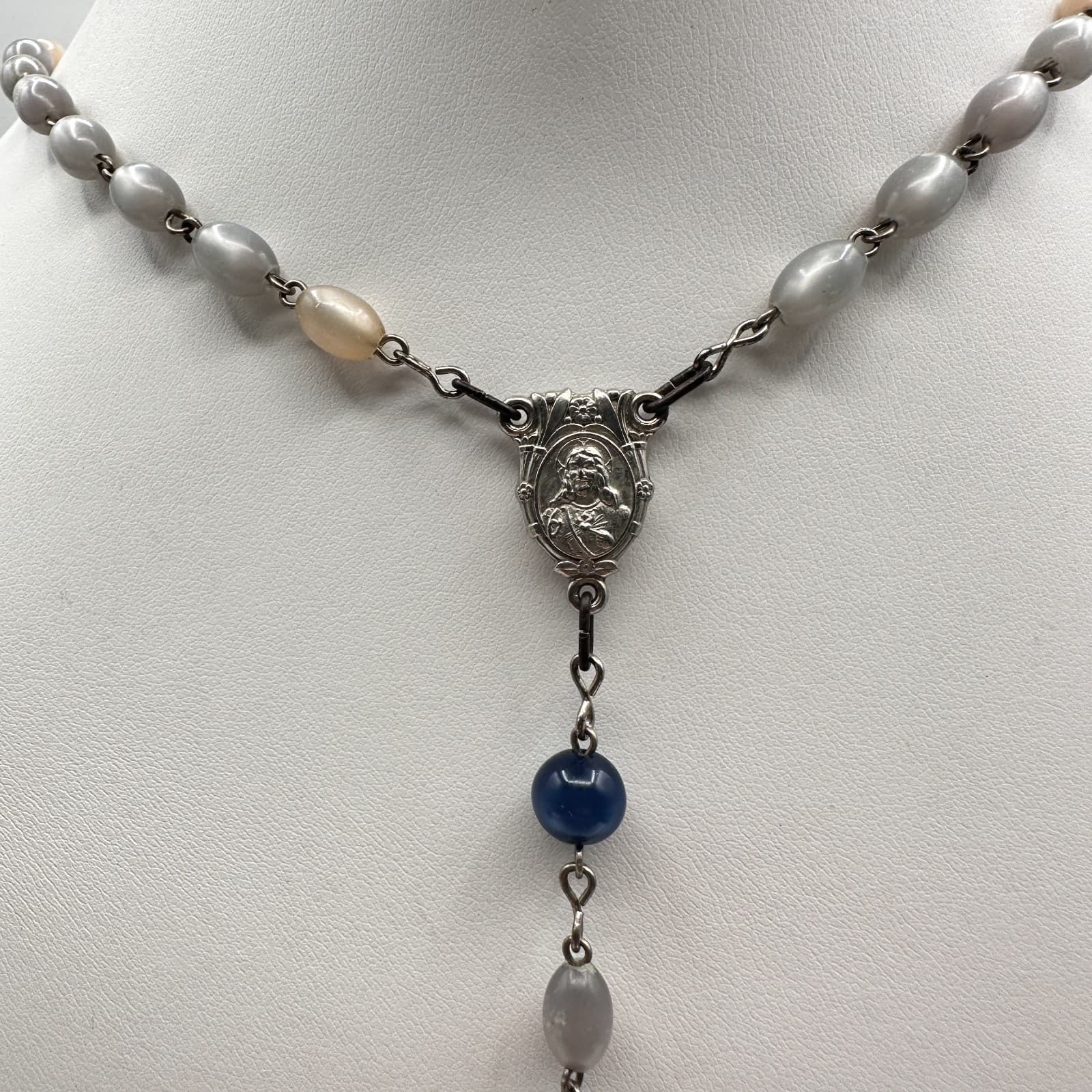 Vintage 90s Catholic Rosary Necklace Silver Tone Grey Beads Crucifix Jewelry - Thumbnail 4