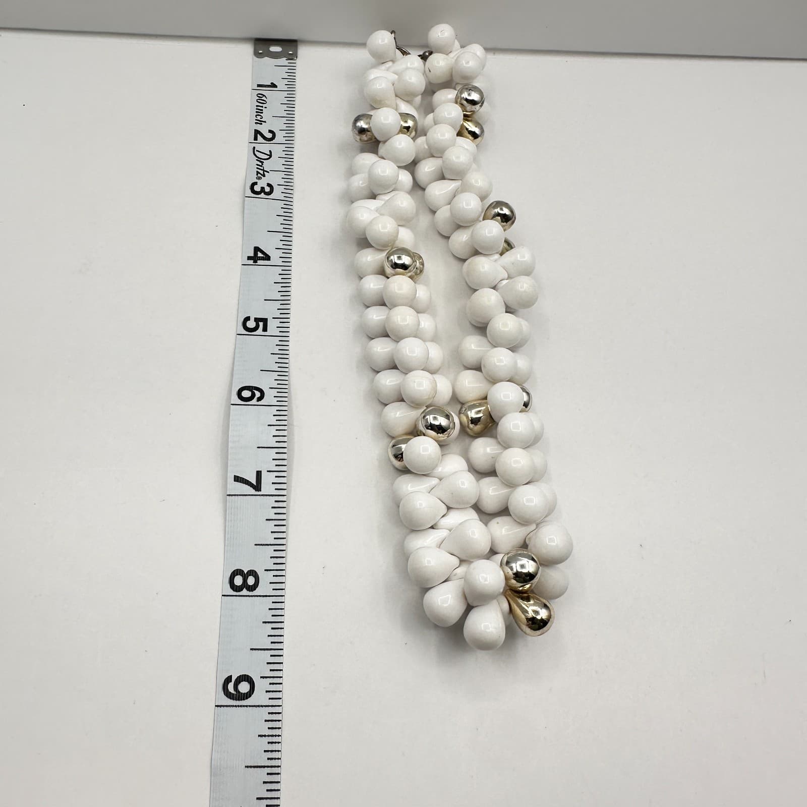 Vintage 80s White Teardrop Bead Necklace Gold Tone Accents Chunky Statement - Thumbnail 8