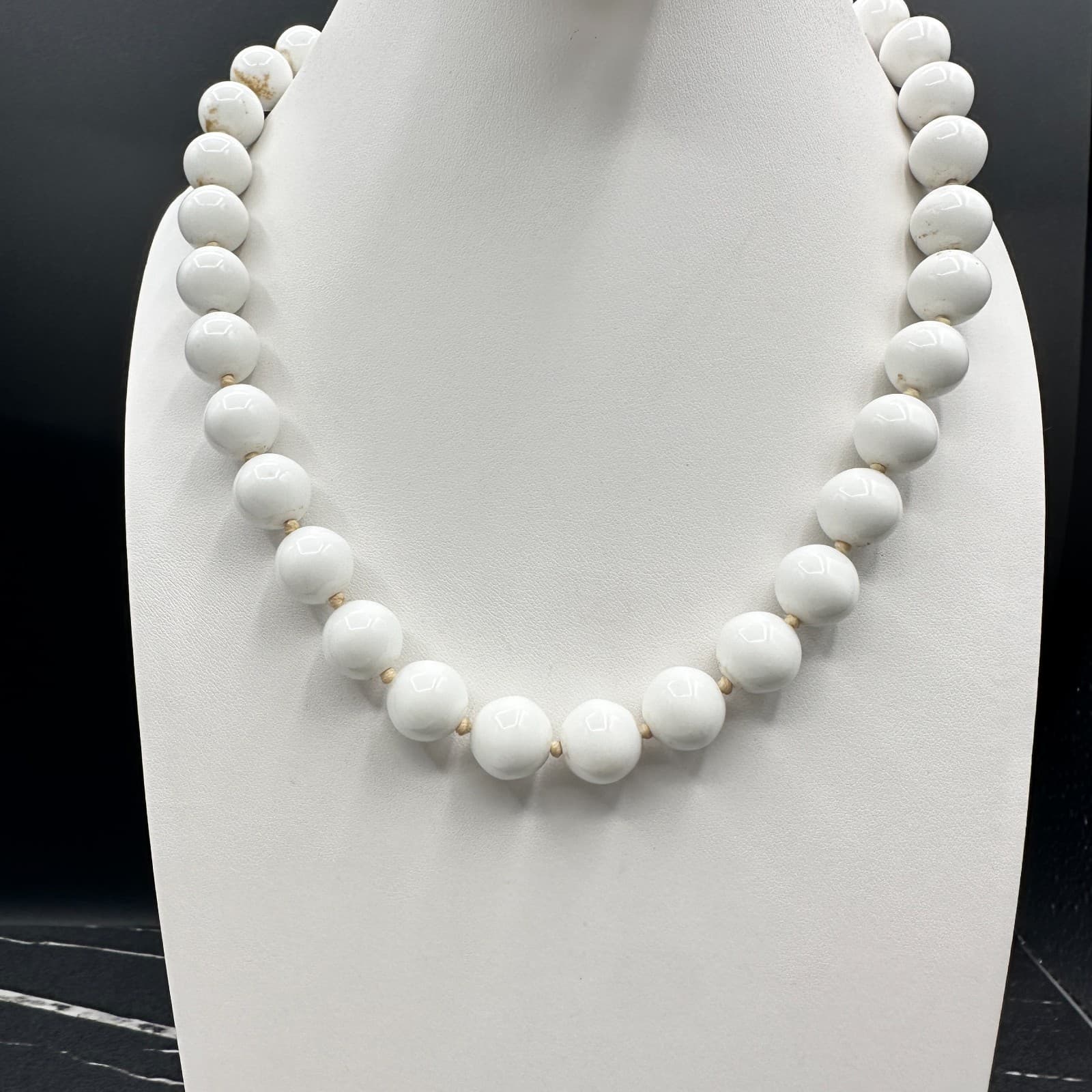 Vintage 90s Chunky White Lucite Bead Necklace Gold-Tone Accents Retro Jewelry - Image 1