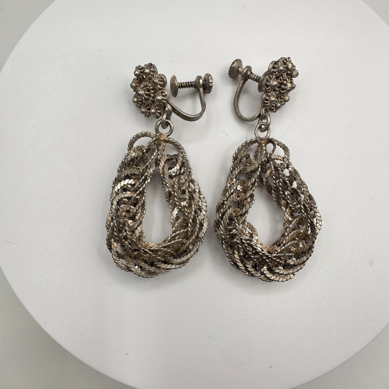 Vintage 80s 90s Silver Tone Woven Mesh Chain Dangle Earrings Screw Back Jewelry - Image 1