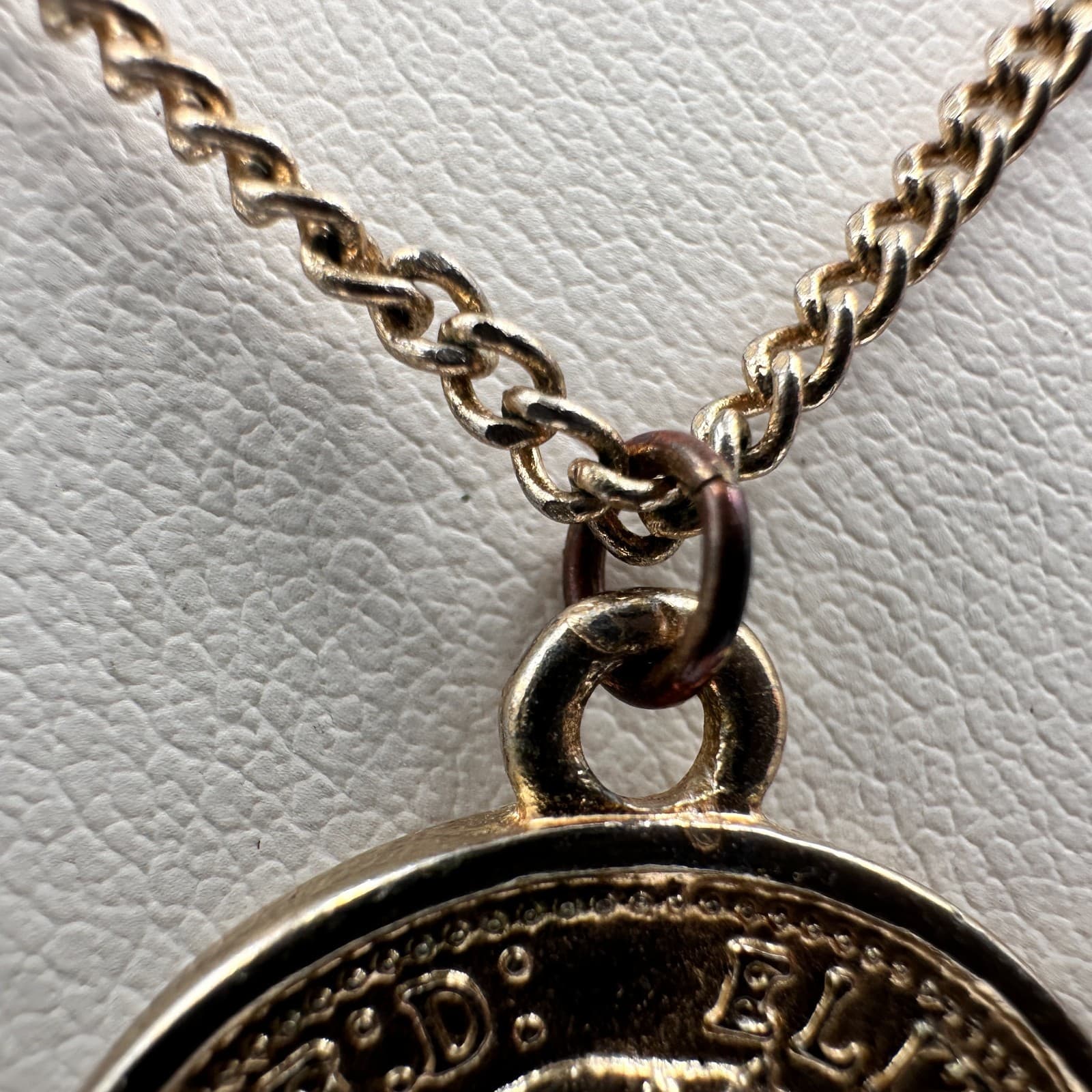 Vintage 70s Queen Elizabeth II British Five Pence Coin Pendant Necklace Jewelry - Thumbnail 5