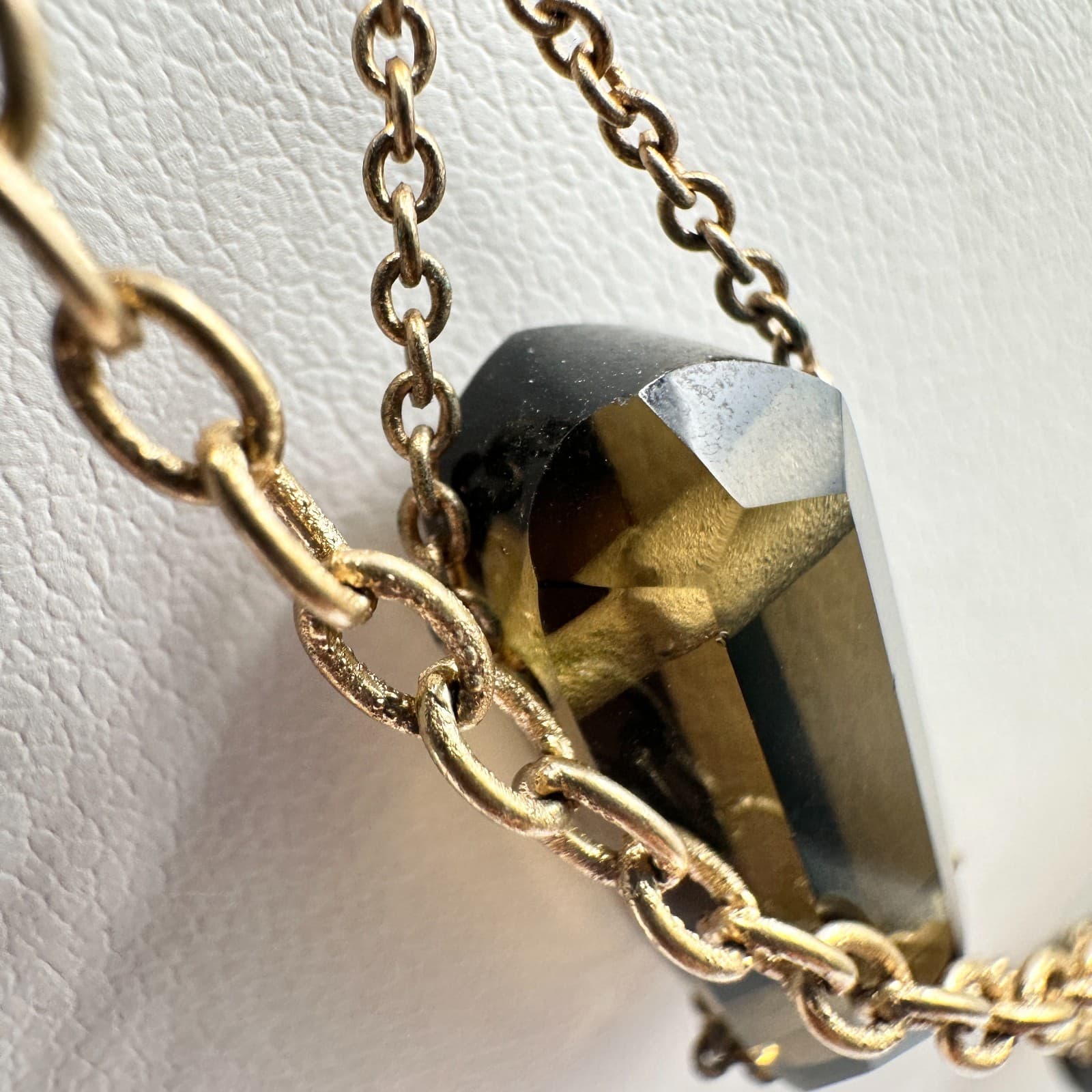 Vintage 80s Gold Tone Layered Necklace Faceted Dark Barrel Bead Stations Jewelry - Thumbnail 8