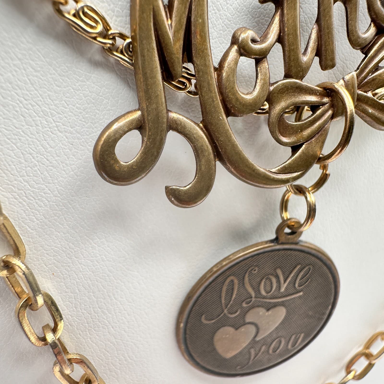 Vintage 80s Gold Tone Mother Love Script Pendant Layered Chain Necklace Jewelry - Thumbnail 4