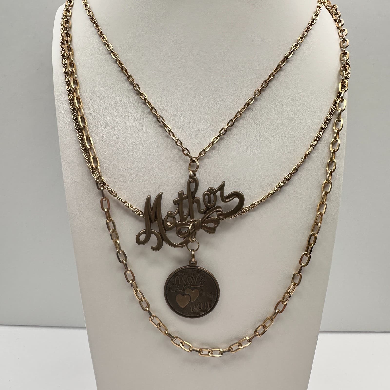 Vintage 80s Gold Tone Mother Love Script Pendant Layered Chain Necklace Jewelry - Thumbnail 9