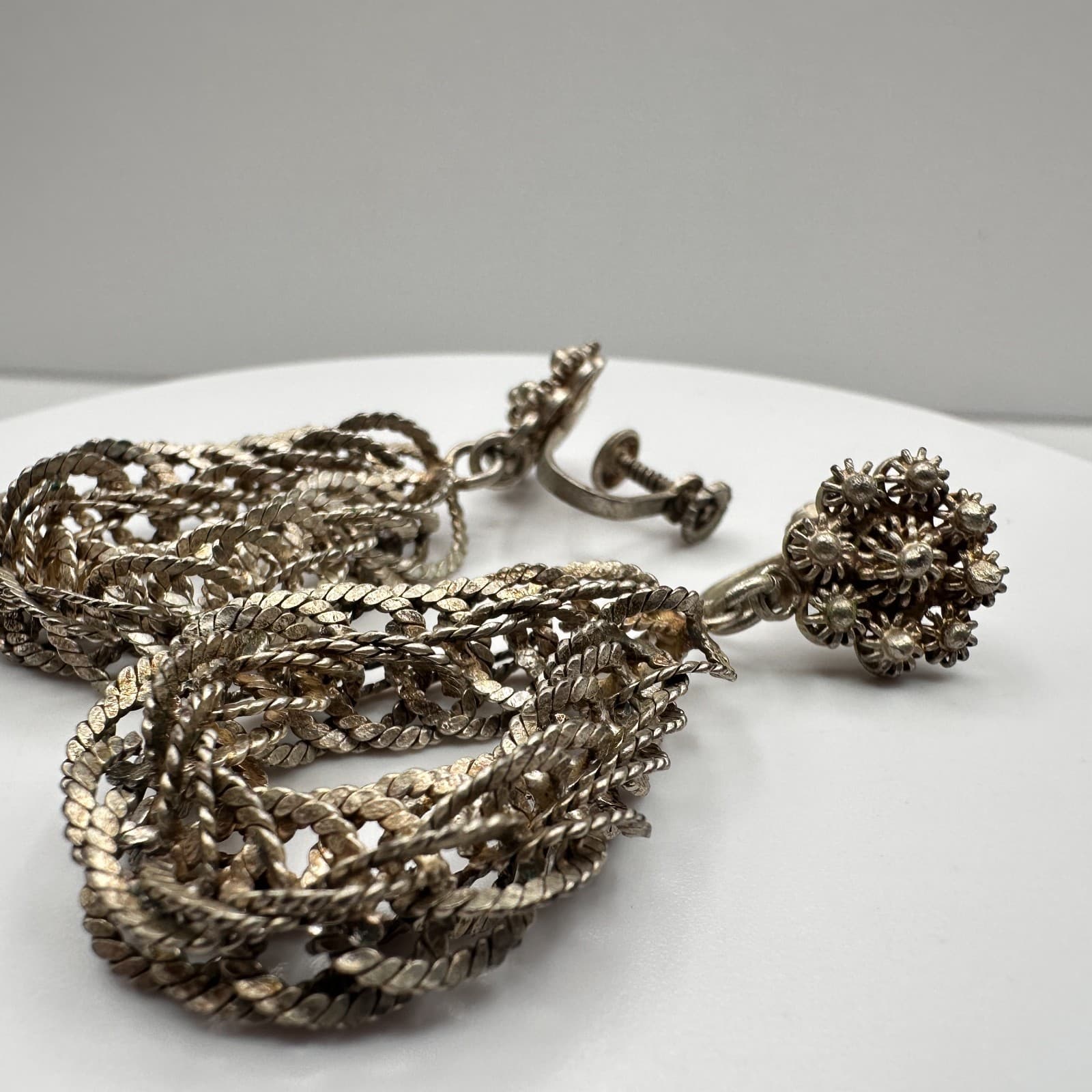 Vintage 80s 90s Silver Tone Woven Mesh Chain Dangle Earrings Screw Back Jewelry - Thumbnail 3