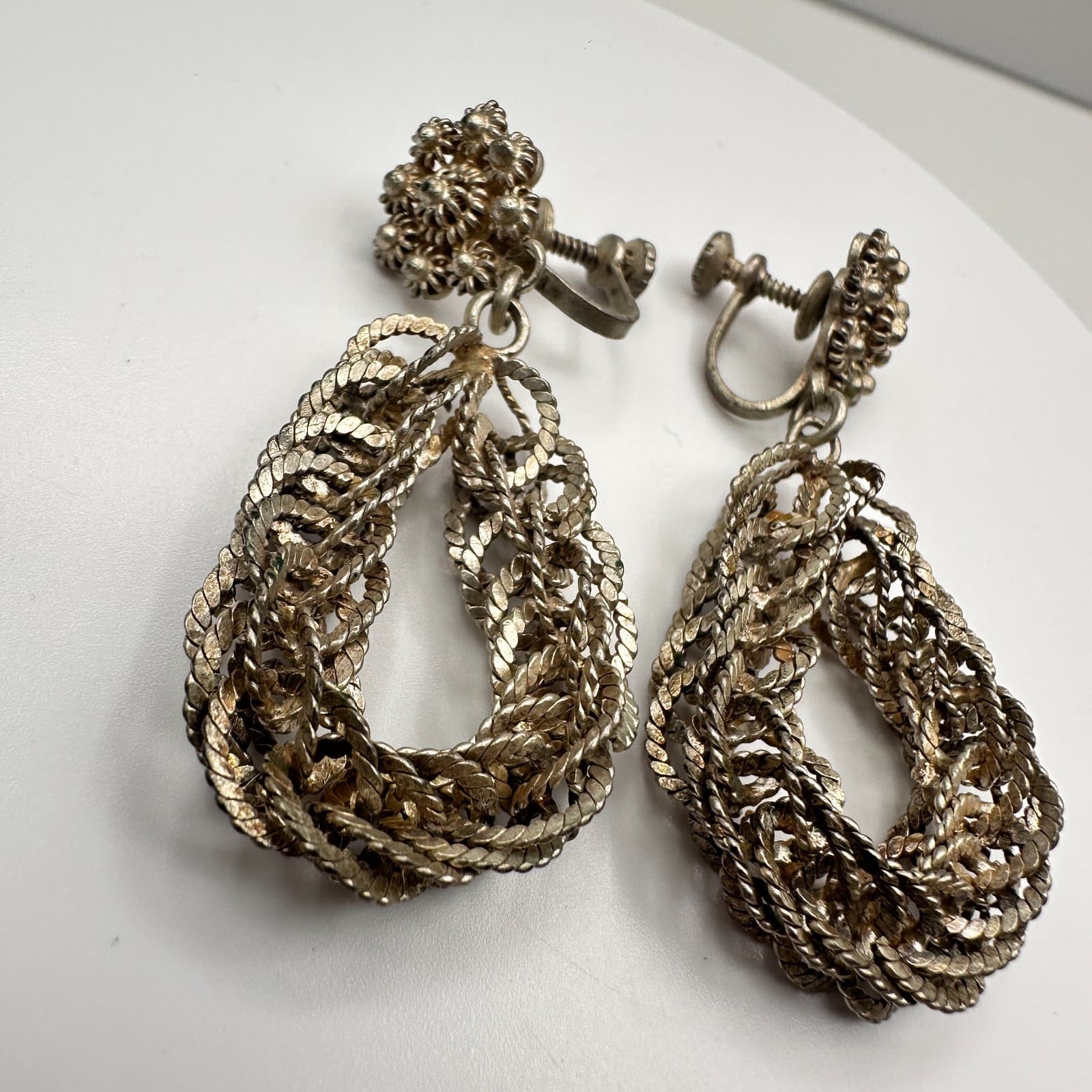 Vintage 80s 90s Silver Tone Woven Mesh Chain Dangle Earrings Screw Back Jewelry - Thumbnail 2