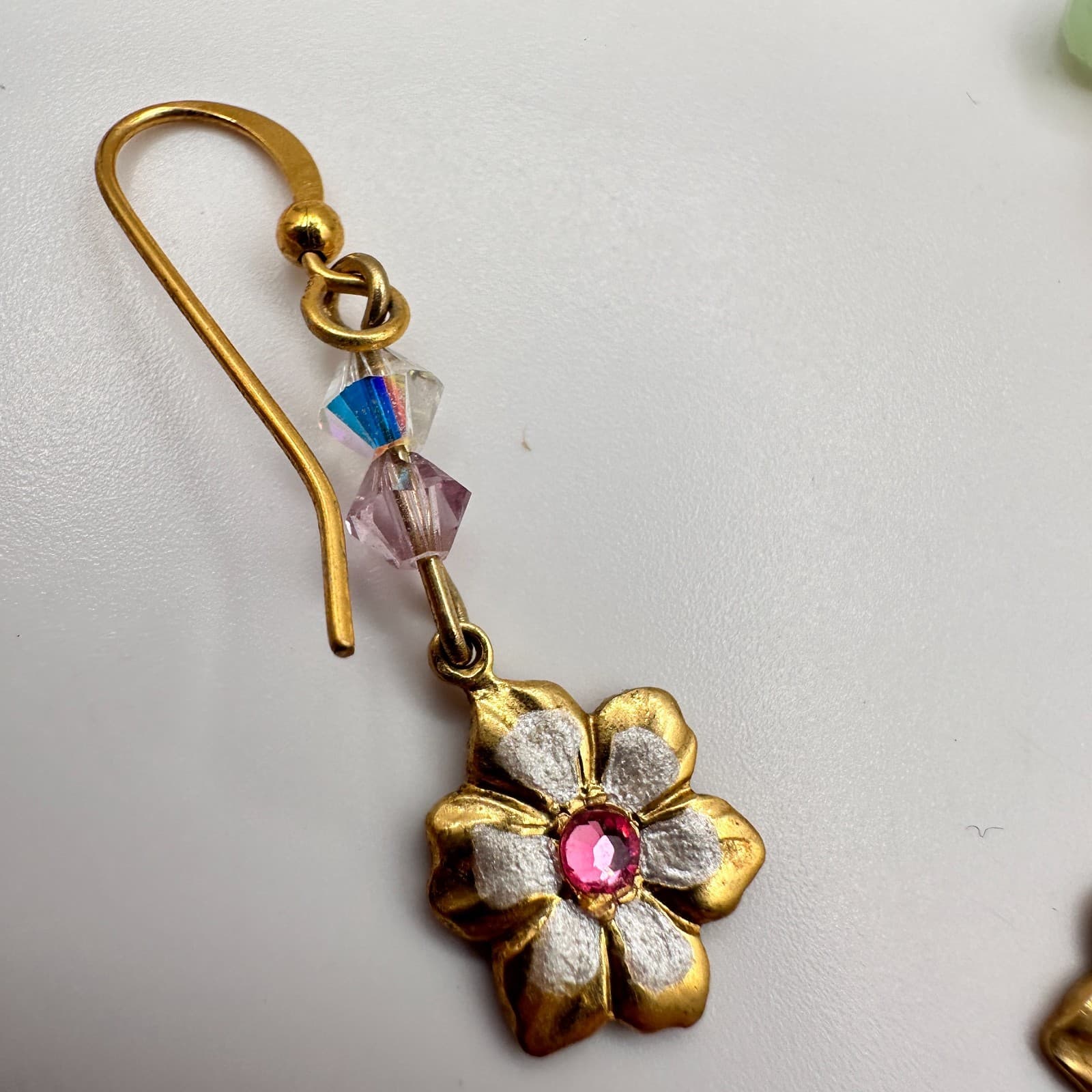 Vintage 90s Teardrop Hoop Dangle Earrings Set Gold Tone Classic Women's Jewelry - Thumbnail 3