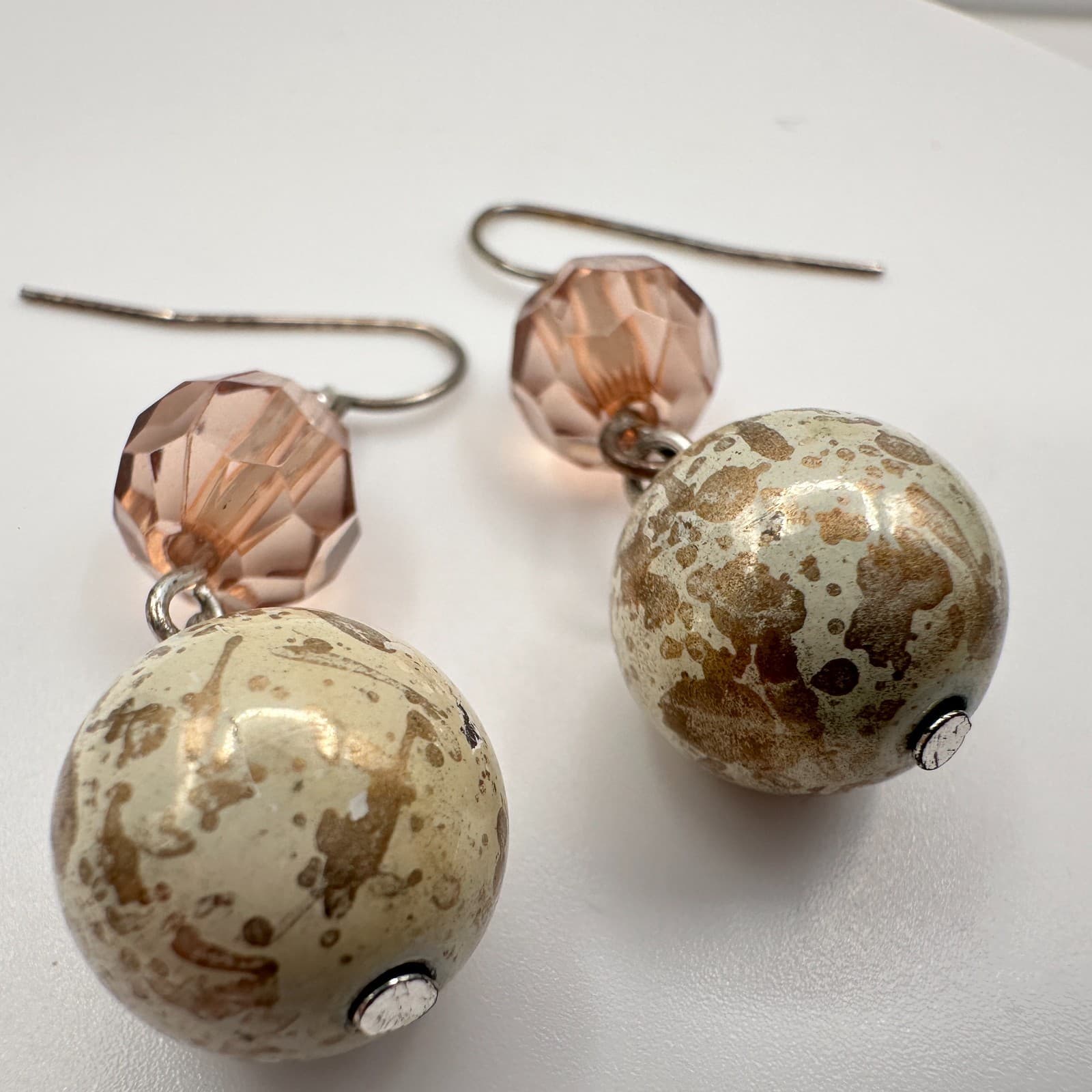 Vintage 90s Spotted Cream Bead Dangle Earrings Pink Glass Hook Boho Jewelry - Thumbnail 6