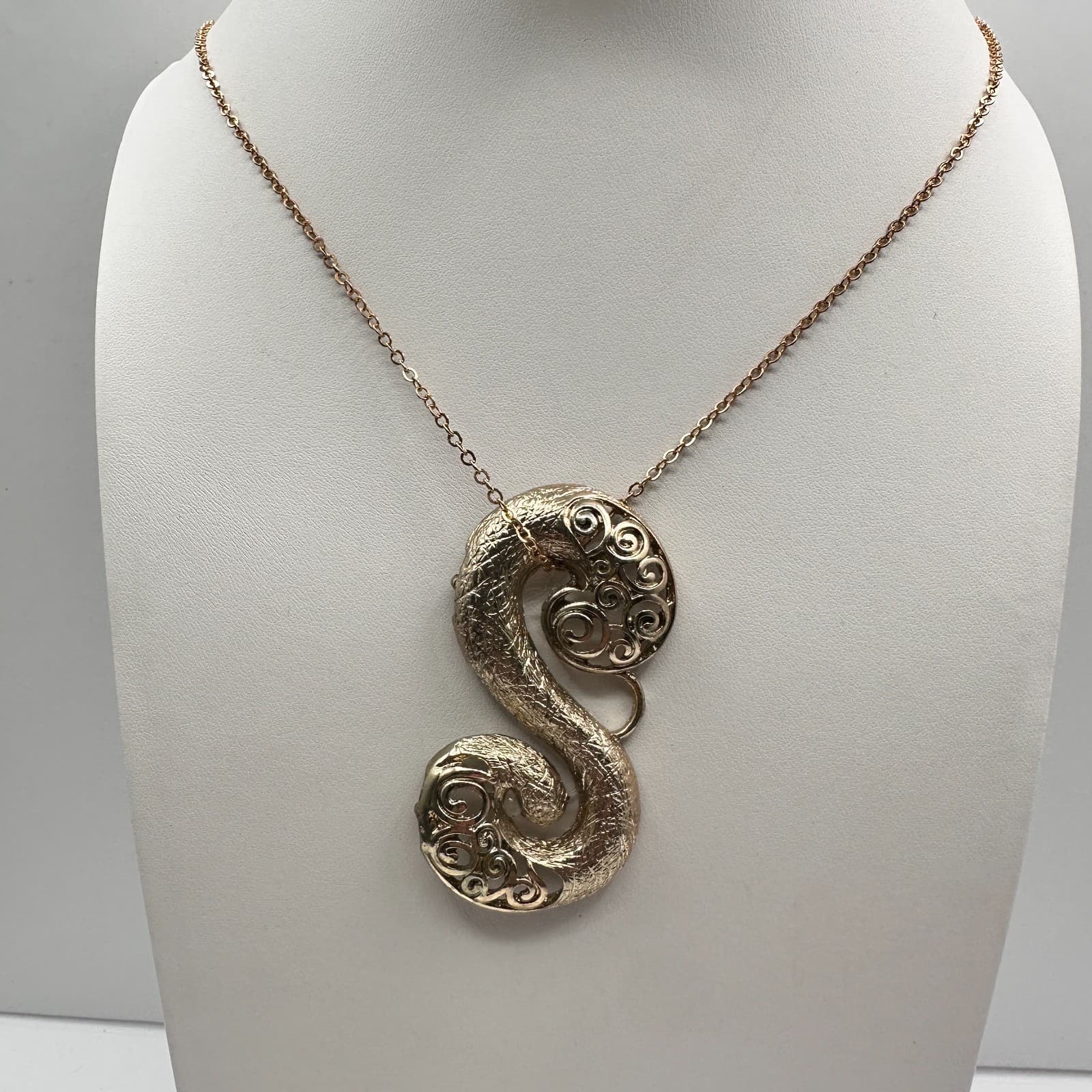 Vintage 80s Gold Tone Snake Serpent S-Shape Statement Pendant Necklace Jewelry - Image 1