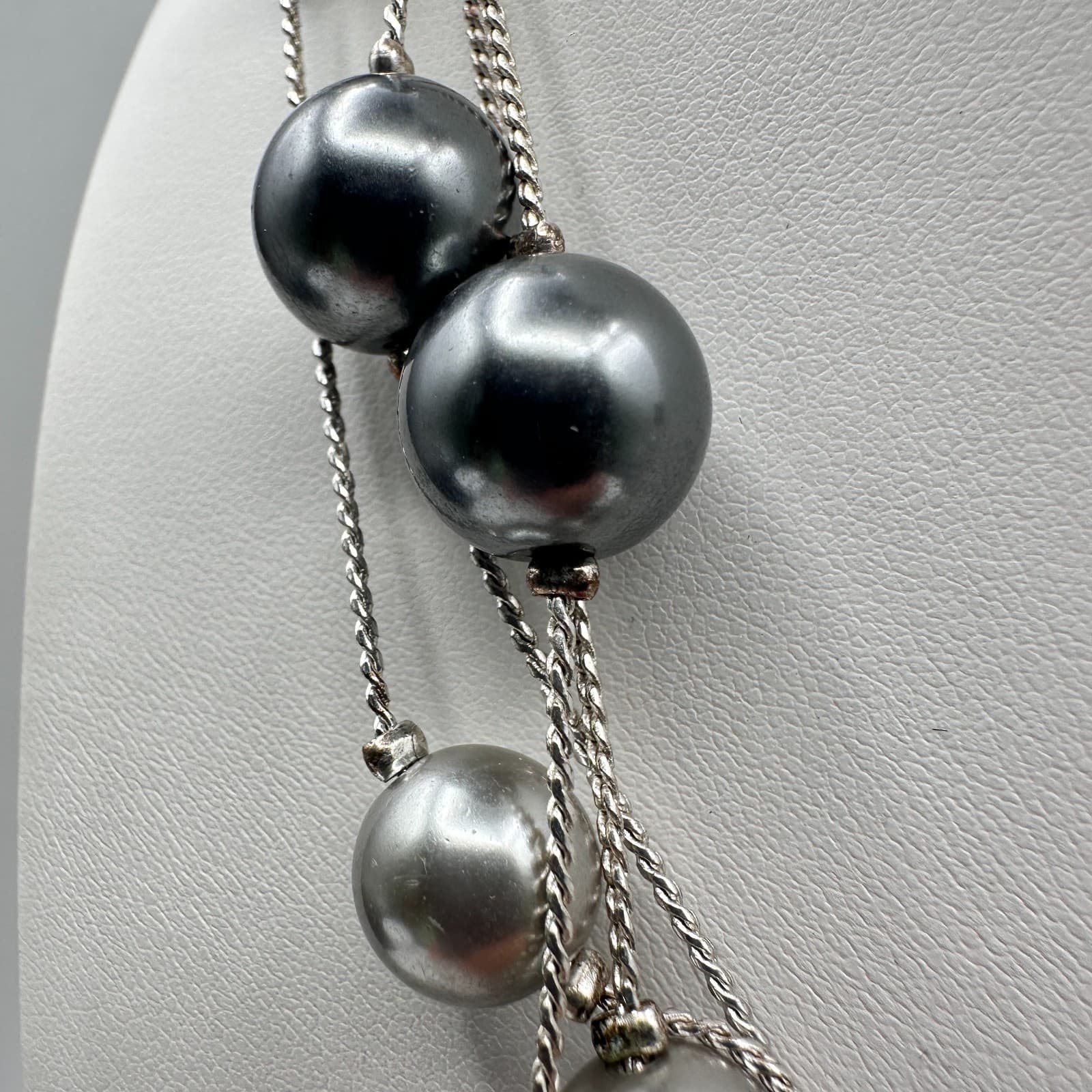 Vintage 90s Multi Strand Grey Faux Pearl Station Beads Necklace Silver Tone - Thumbnail 6