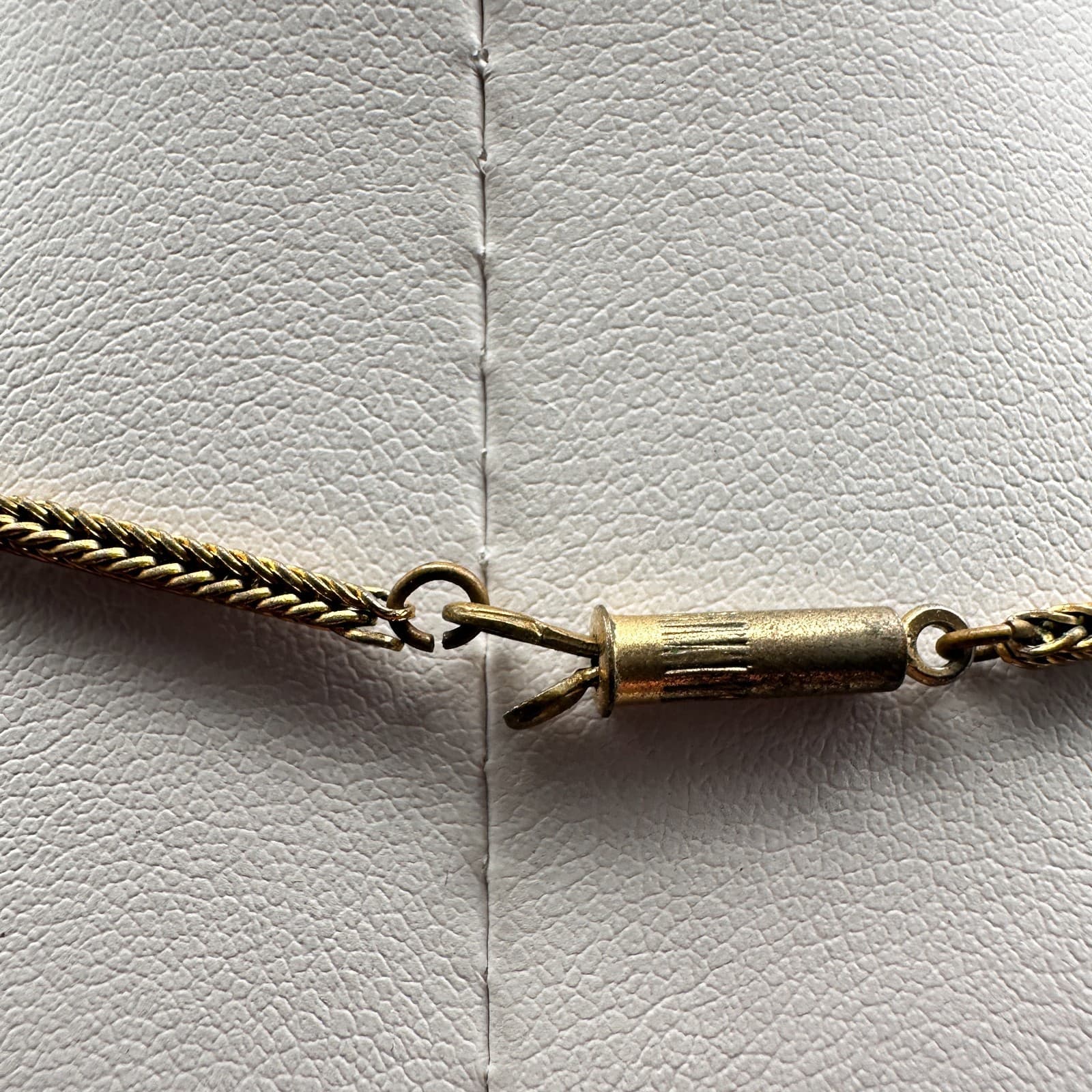 Vintage 90s Gold Tone Herringbone Wheat Chain Necklace Minimalist Classic - Thumbnail 7