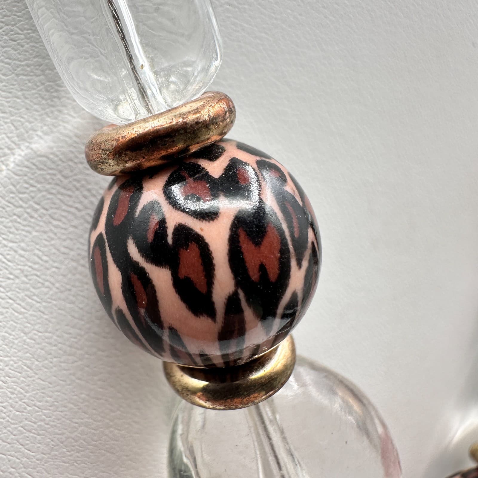 Vintage 90s Gold Tone Statement Necklace Clear Leopard Beads Large Hoop Jewelry - Thumbnail 4