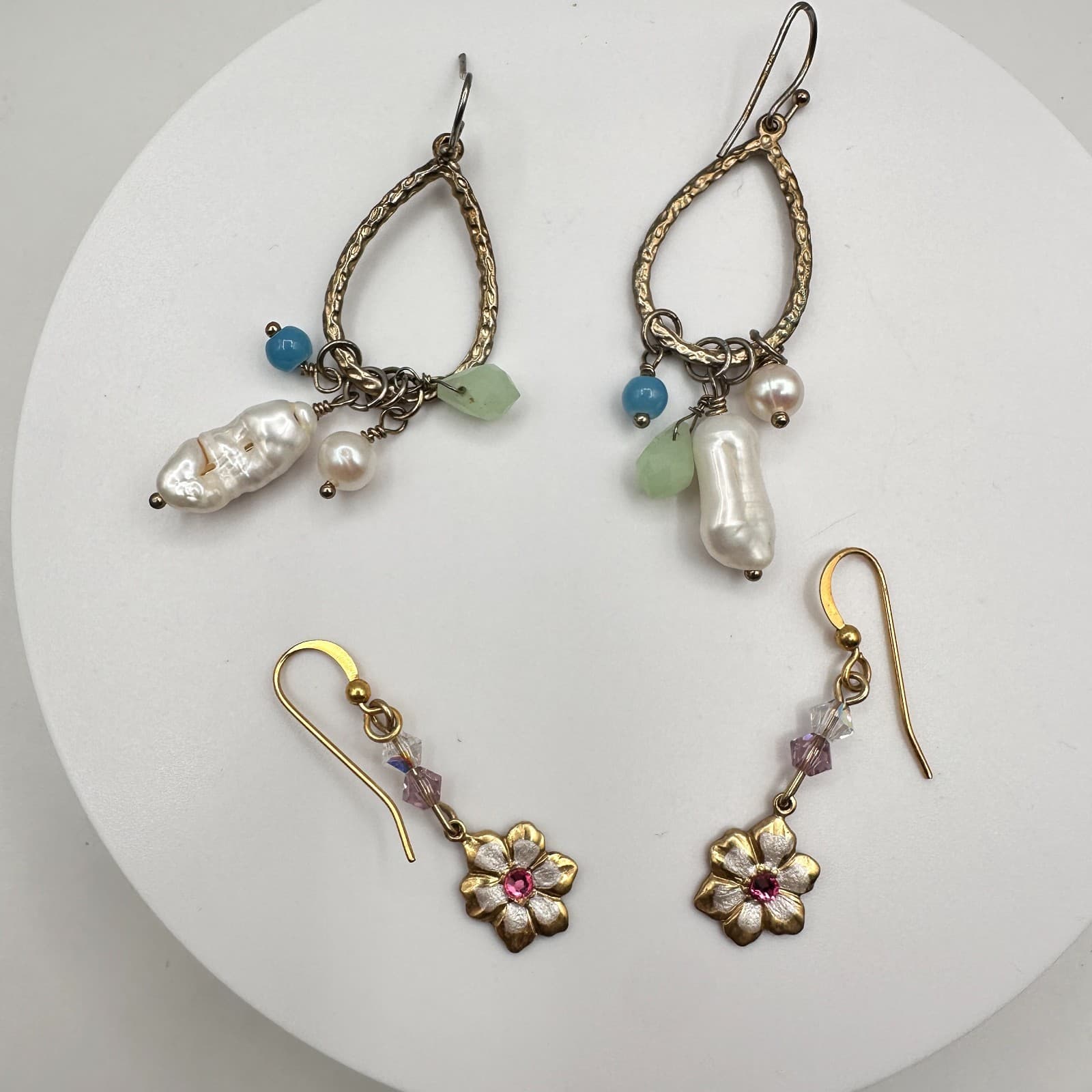 Vintage 90s Teardrop Hoop Dangle Earrings Set Gold Tone Classic Women's Jewelry - Thumbnail 2