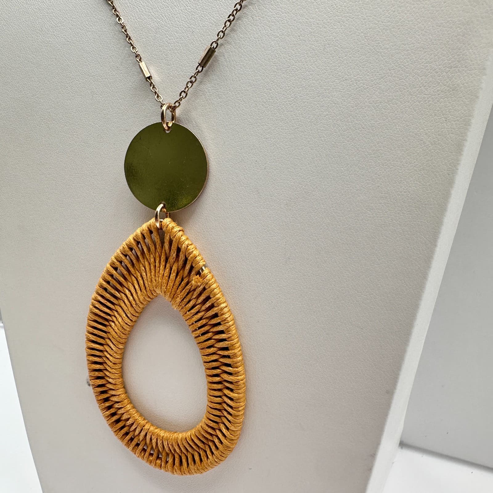 Vintage 90s Mustard Yellow Woven Rattan Teardrop Statement Gold Tone Necklace - Thumbnail 6