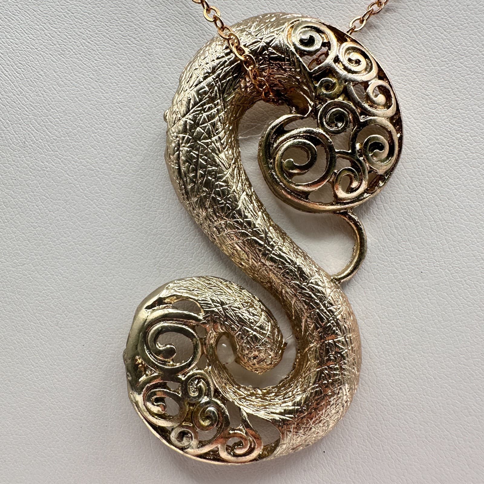 Vintage 80s Gold Tone Snake Serpent S-Shape Statement Pendant Necklace Jewelry - Thumbnail 7