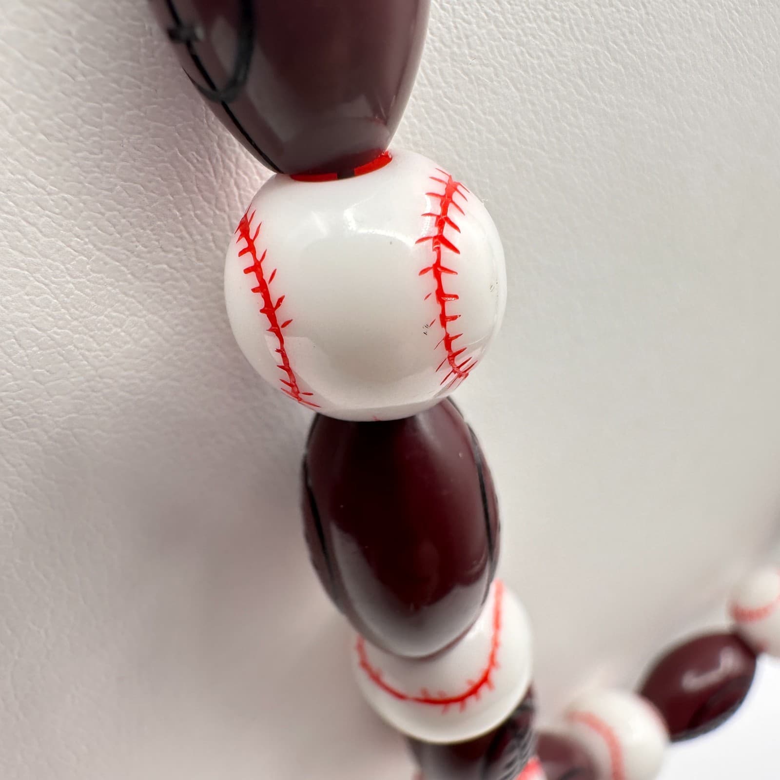 Vintage 90s Football Beaded Necklace Chunky Statement Women's Classic Jewelry - Thumbnail 9