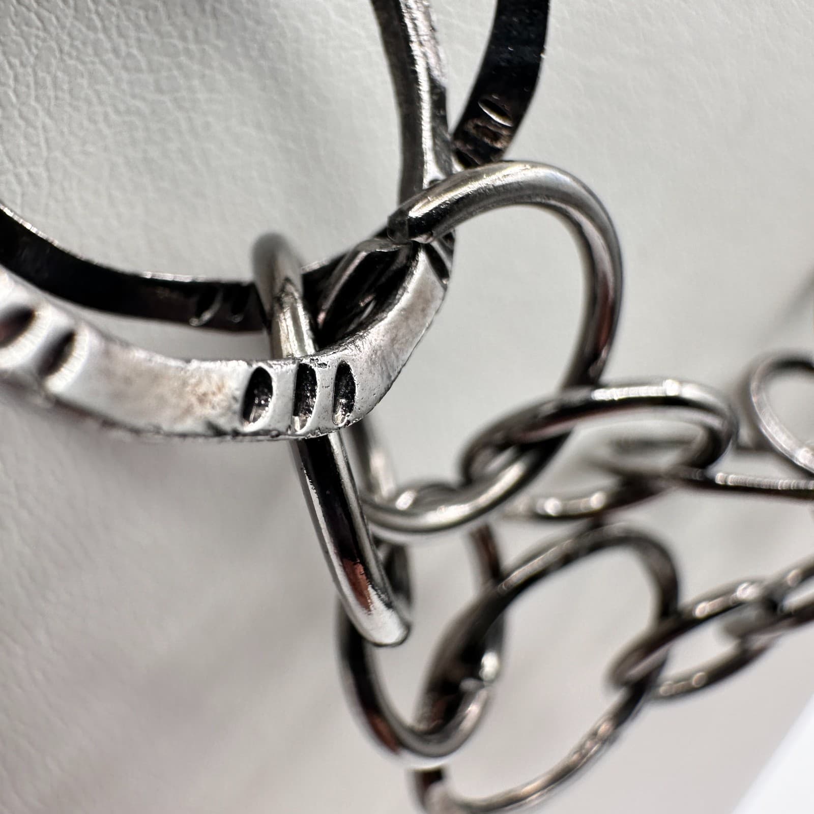 Vintage Y2K Silver Tone Chunky Hammered Multi Link Circle Chain Necklace Jewelry - Thumbnail 5